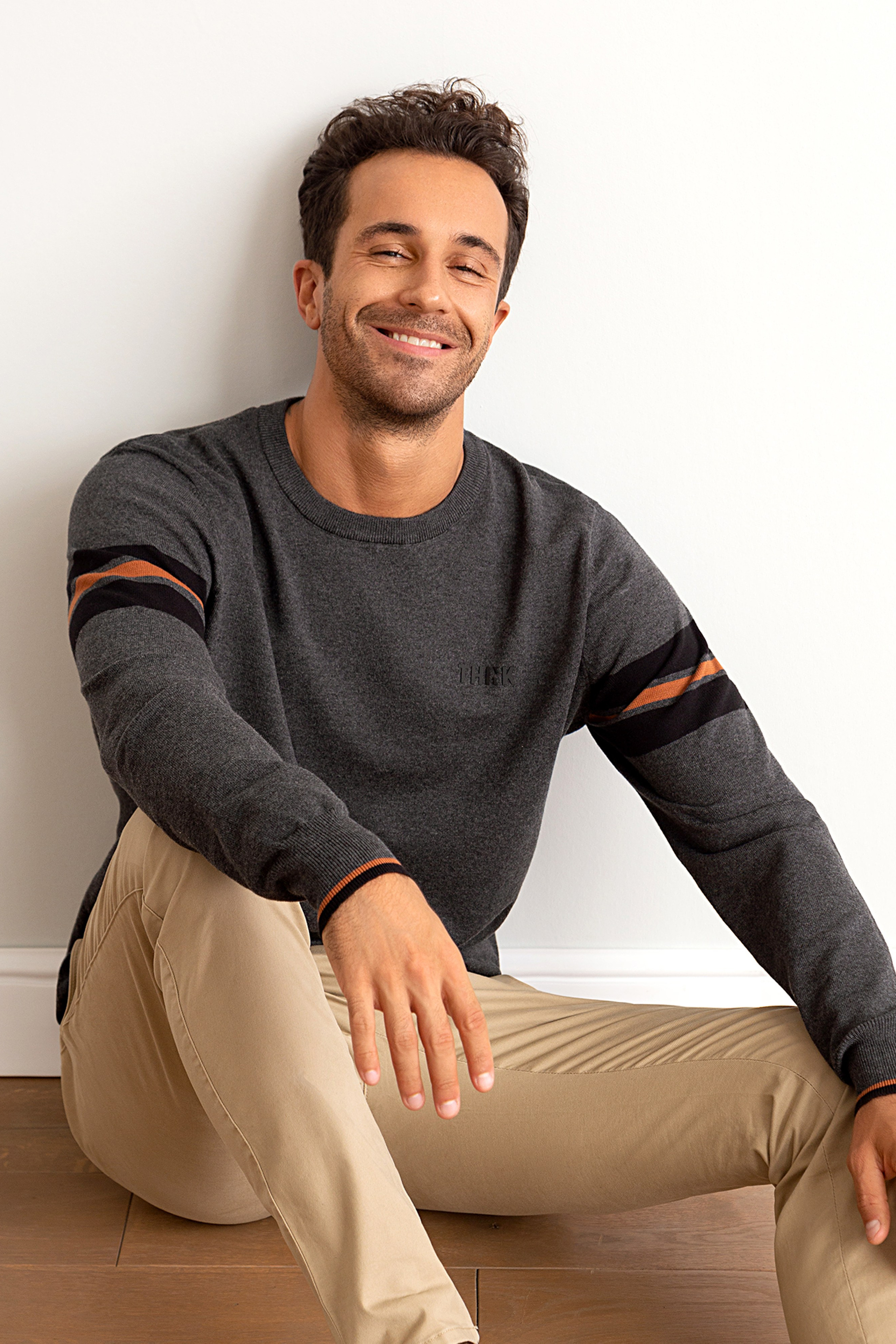 Модель для предметной съемки Илья Ж Москва | Sale Easy