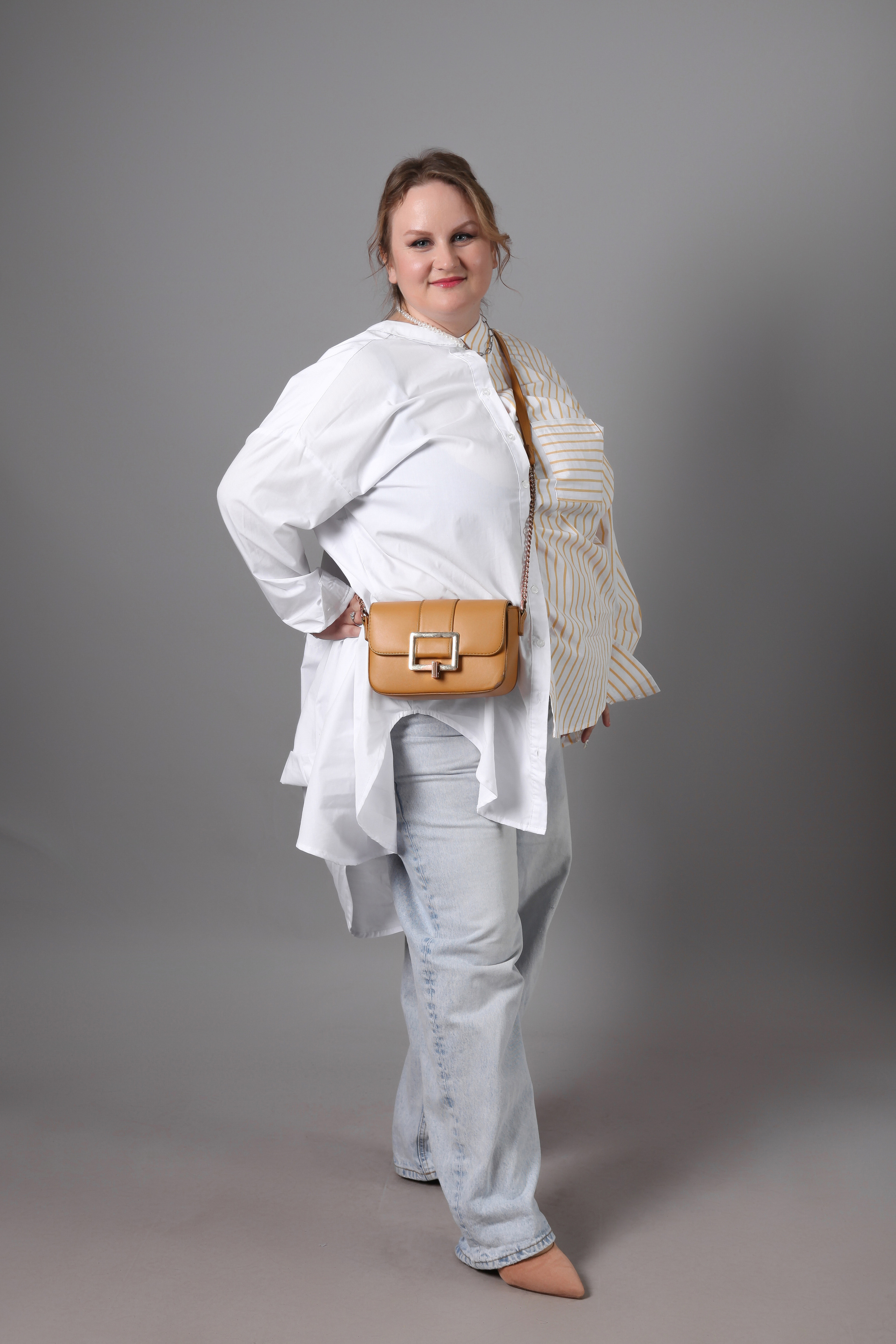 Модель plus size  для предметной съемки Света Б.  Новосибирск|Sale Eas