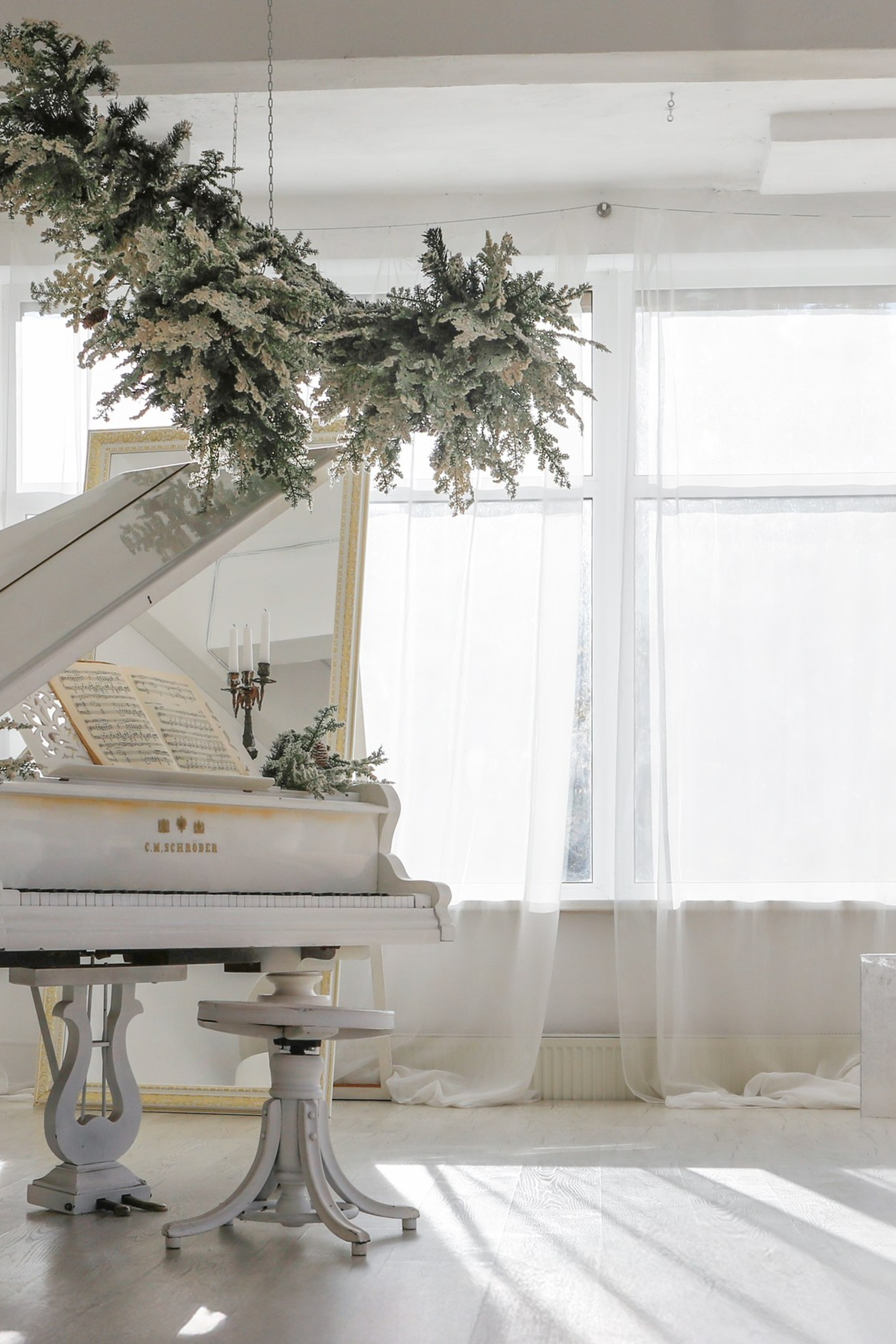 Студия TWINKLE — зал Парфе для предм. съемки С.-Пб|Sale Easy