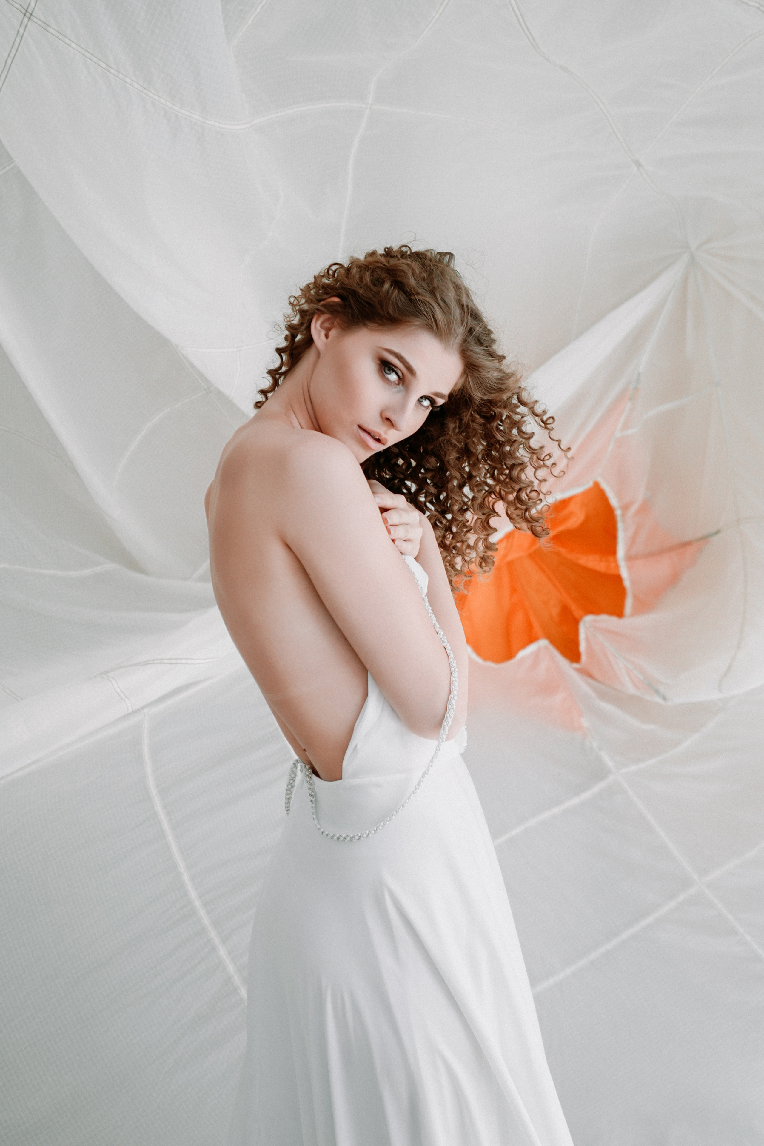 Модель для предметной съемки Ирина 5 Н.Новгород | Sale Easy