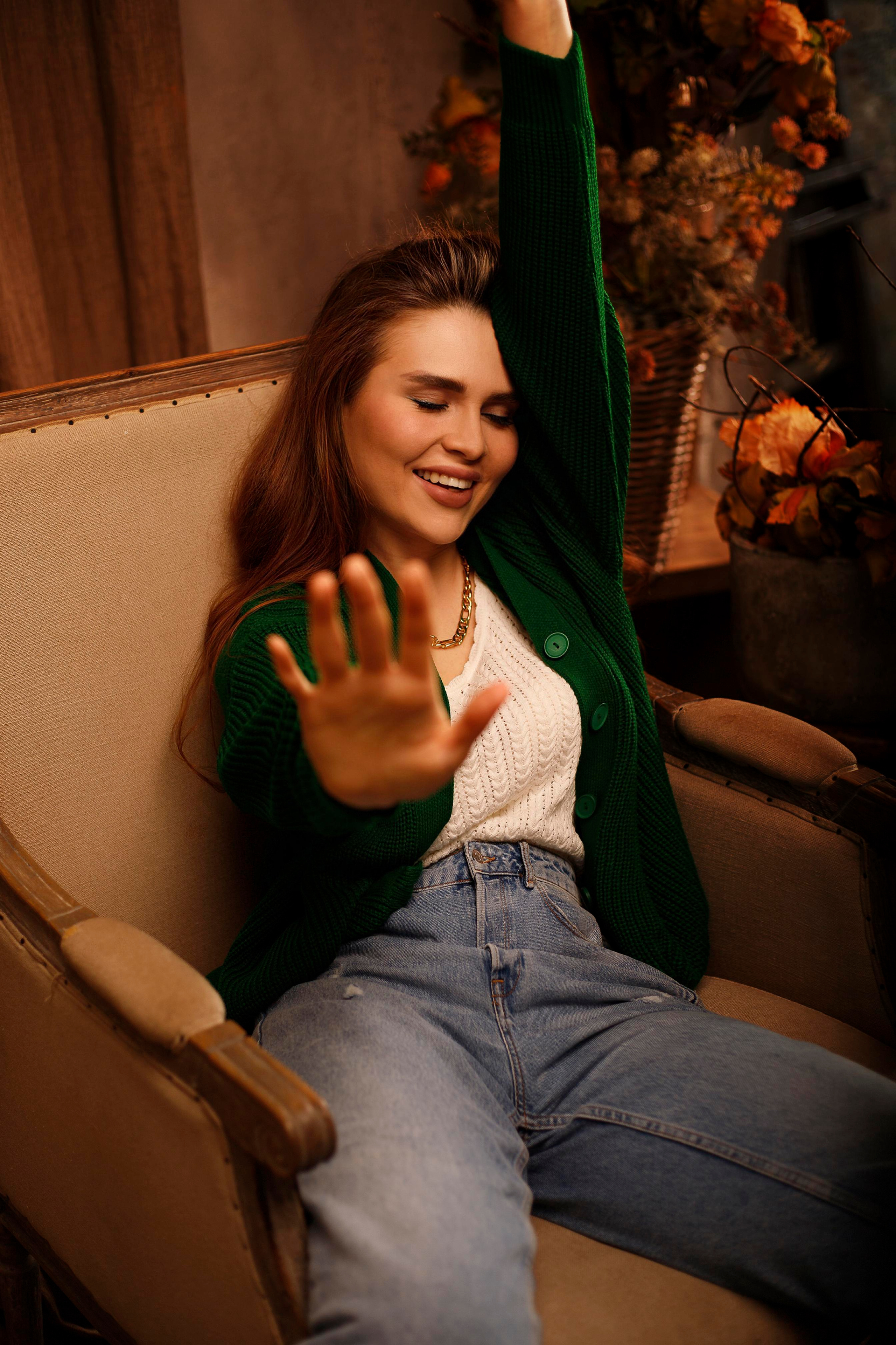 Модель для предметной съемки Надежда В. Москва| Sale Easy