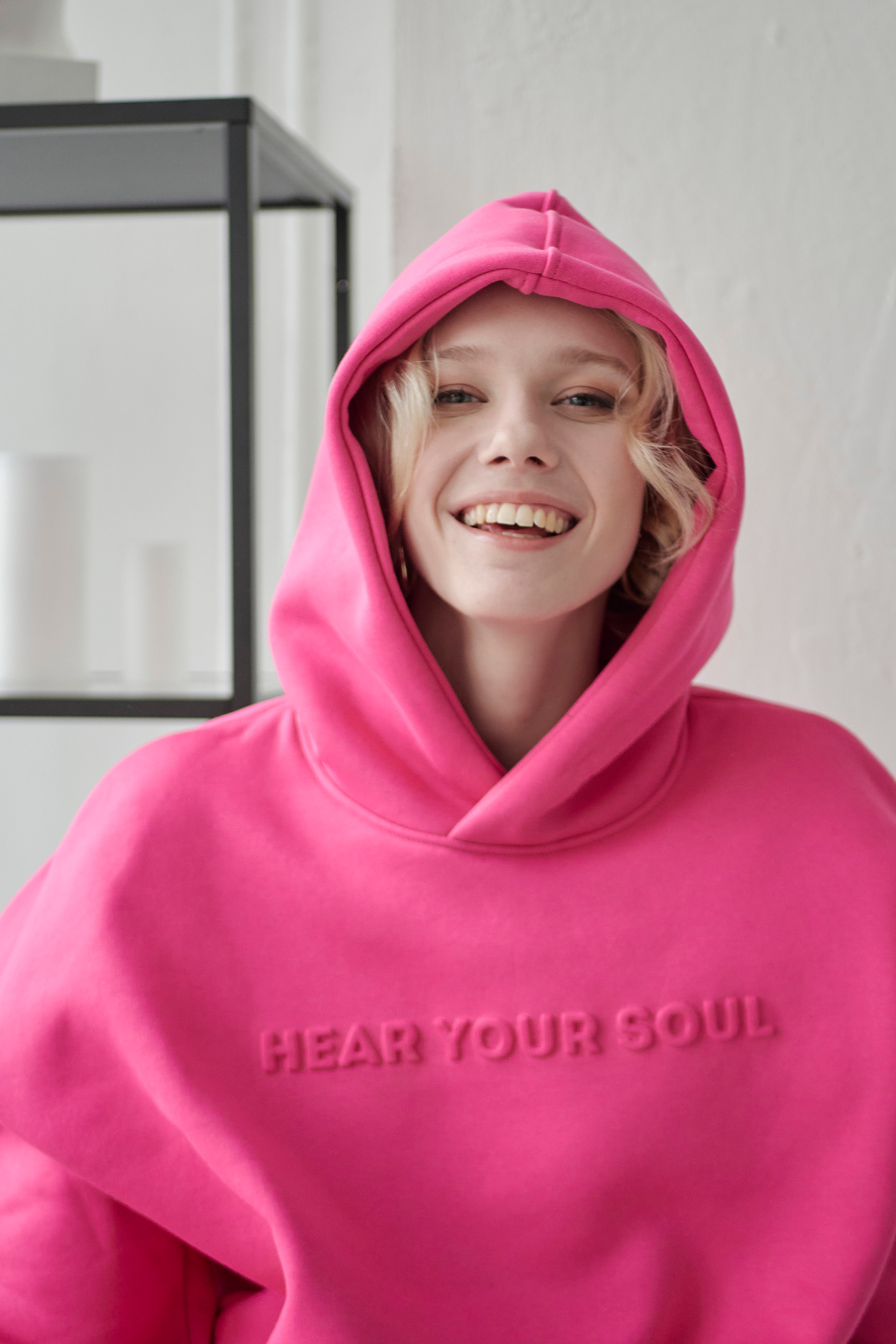 Модель для предметной съемки Александра А Москва| Sale Easy