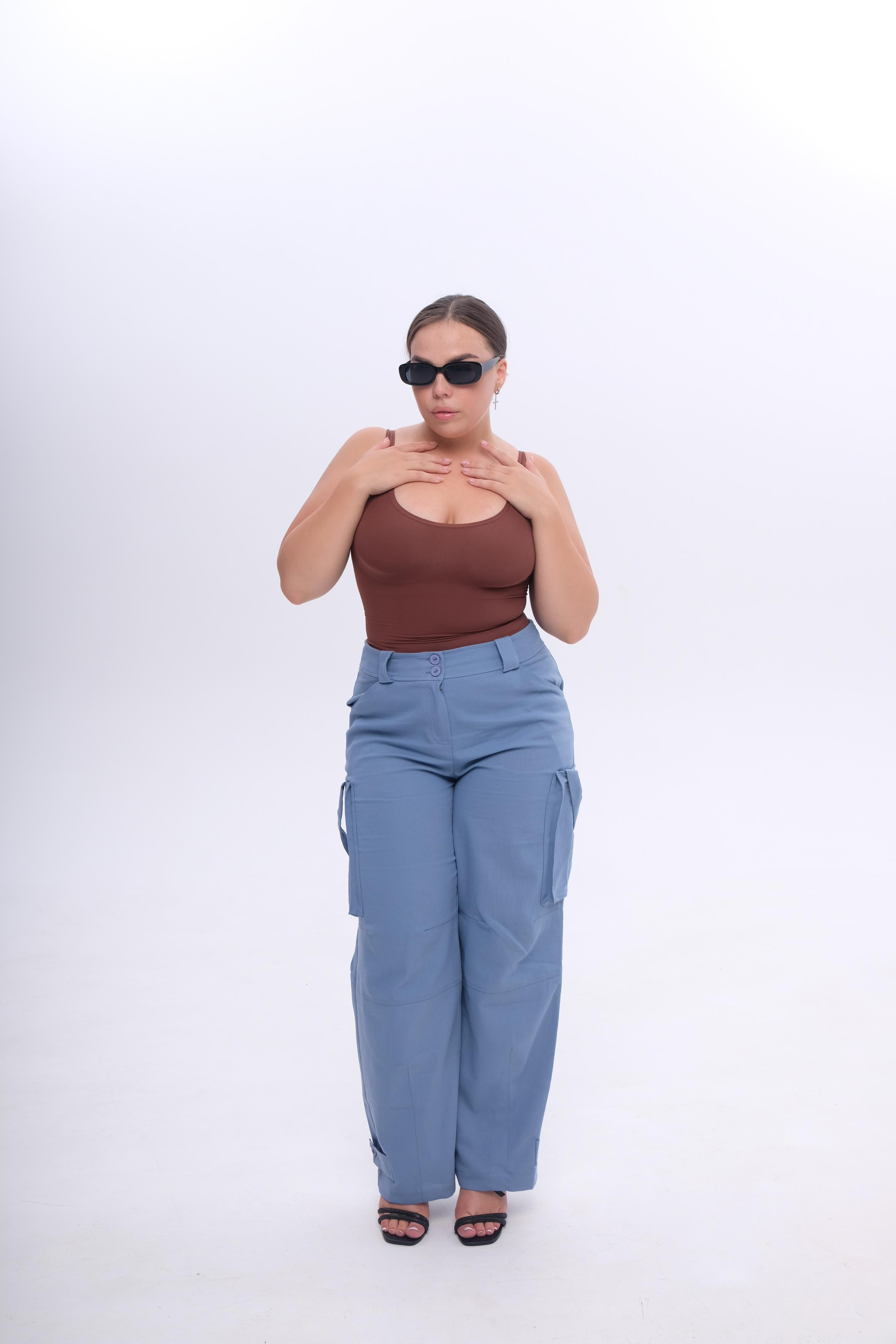 Модель plus size для предметной съемки Полина С-Петербург | Sale Easy