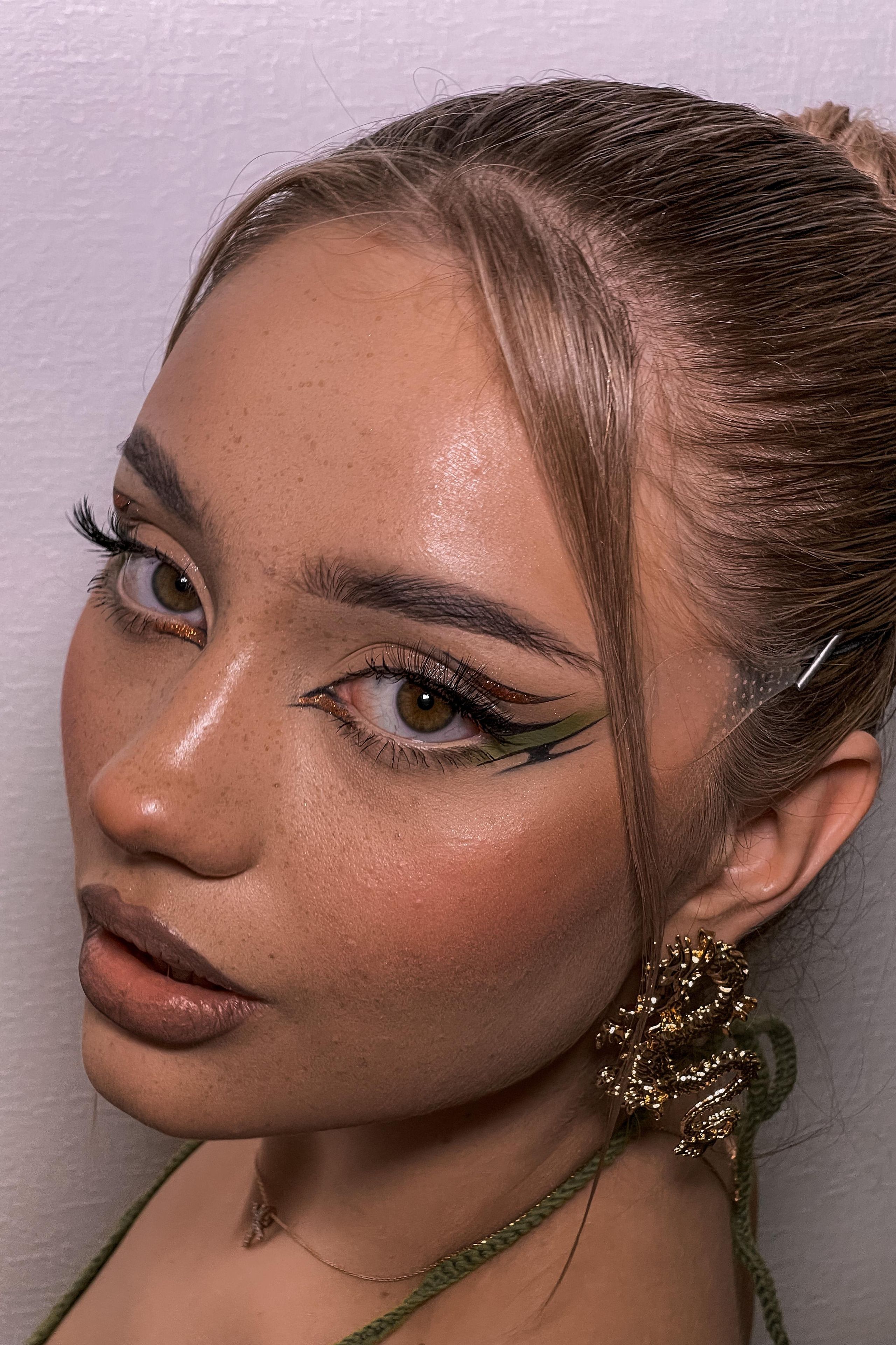 Модель для предметной съемки Вероника 8 Н.Новгород | Sale Easy