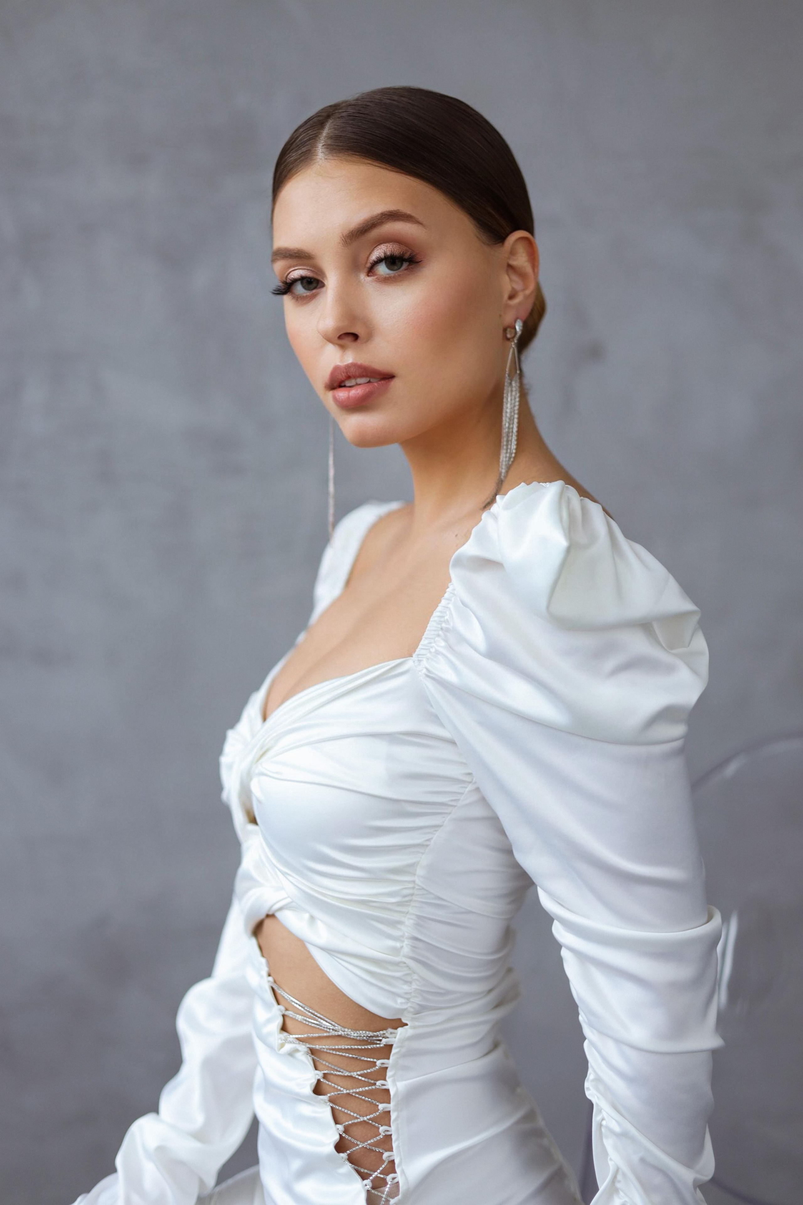 Модель для предметной съемки Анна Е. Москва| Sale Easy