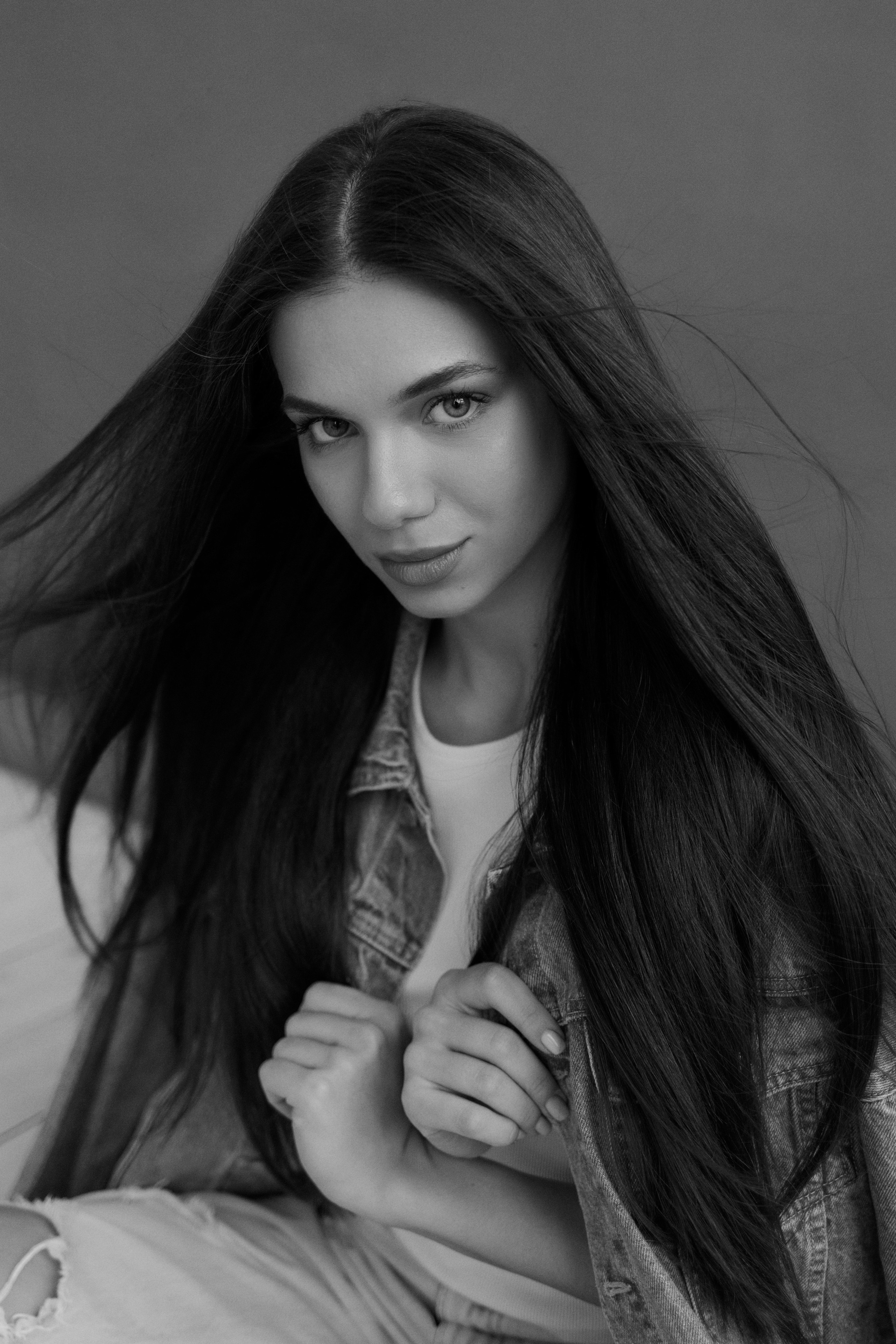 Модель для предметной съемки Альбина С.-Пб| Sale Easy