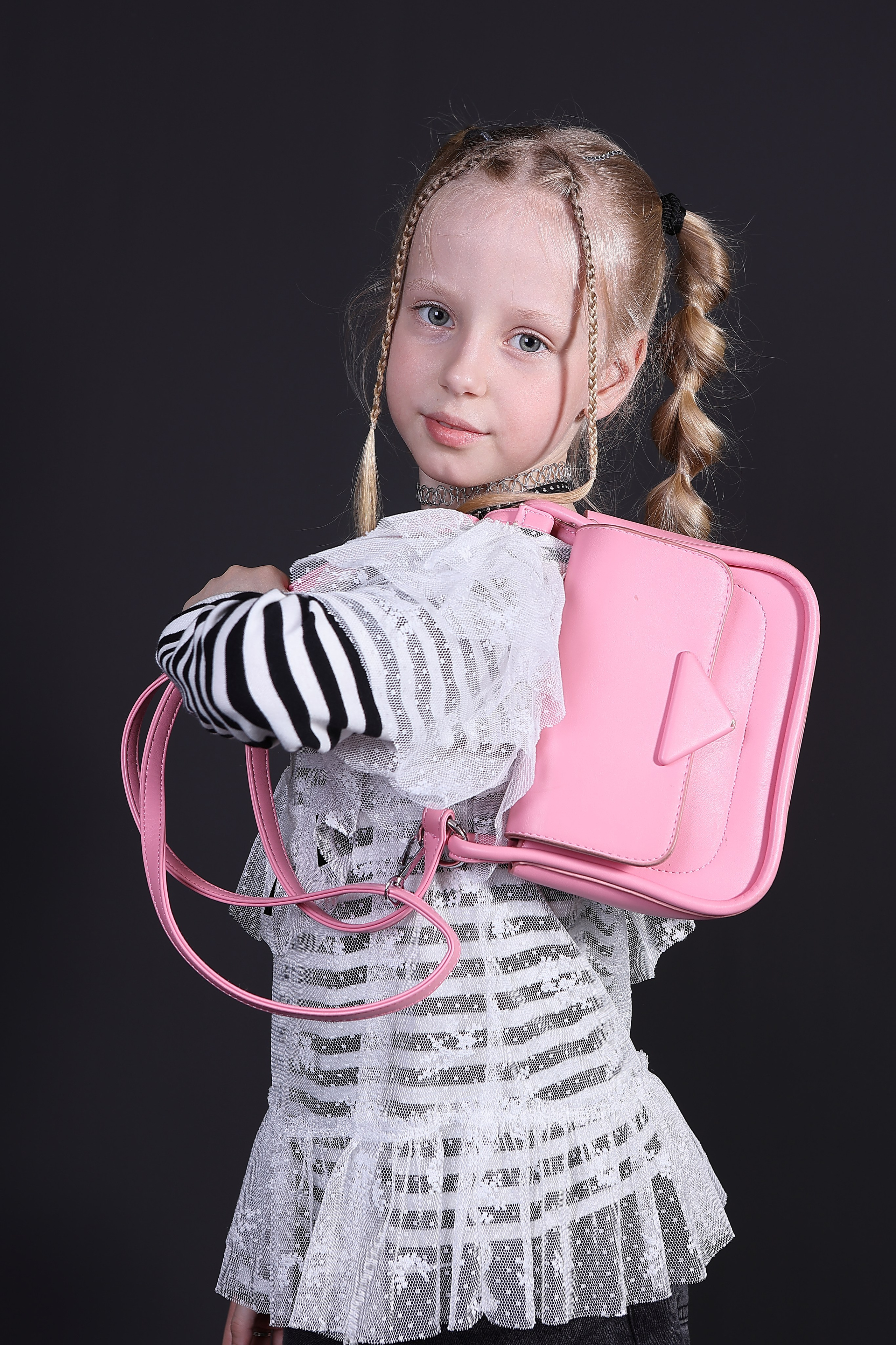 Модель для предметной съемки Арина Д. Н.Н.| Sale Easy