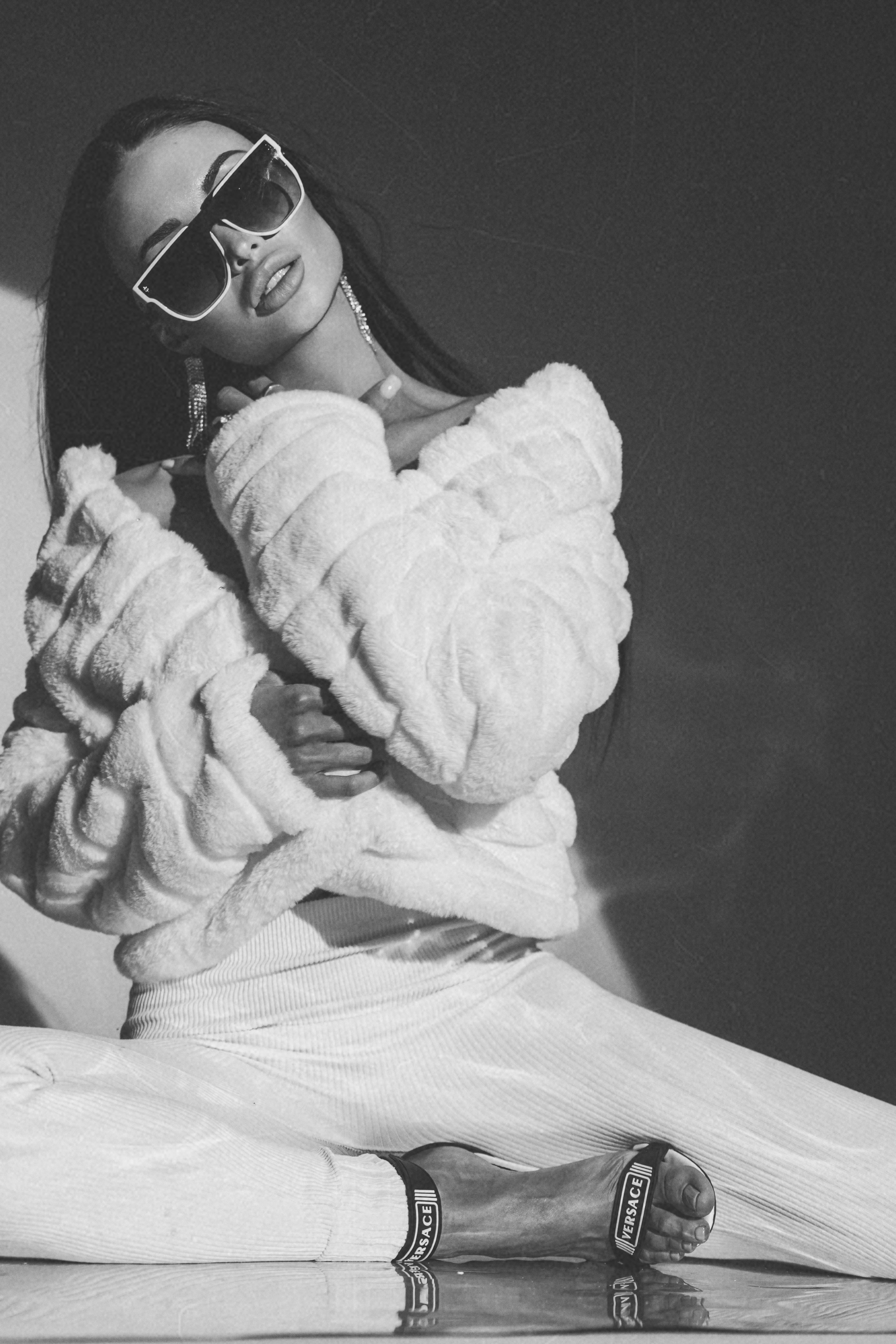 Модель для предметной съемки Яна Н.Н.| Sale Easy