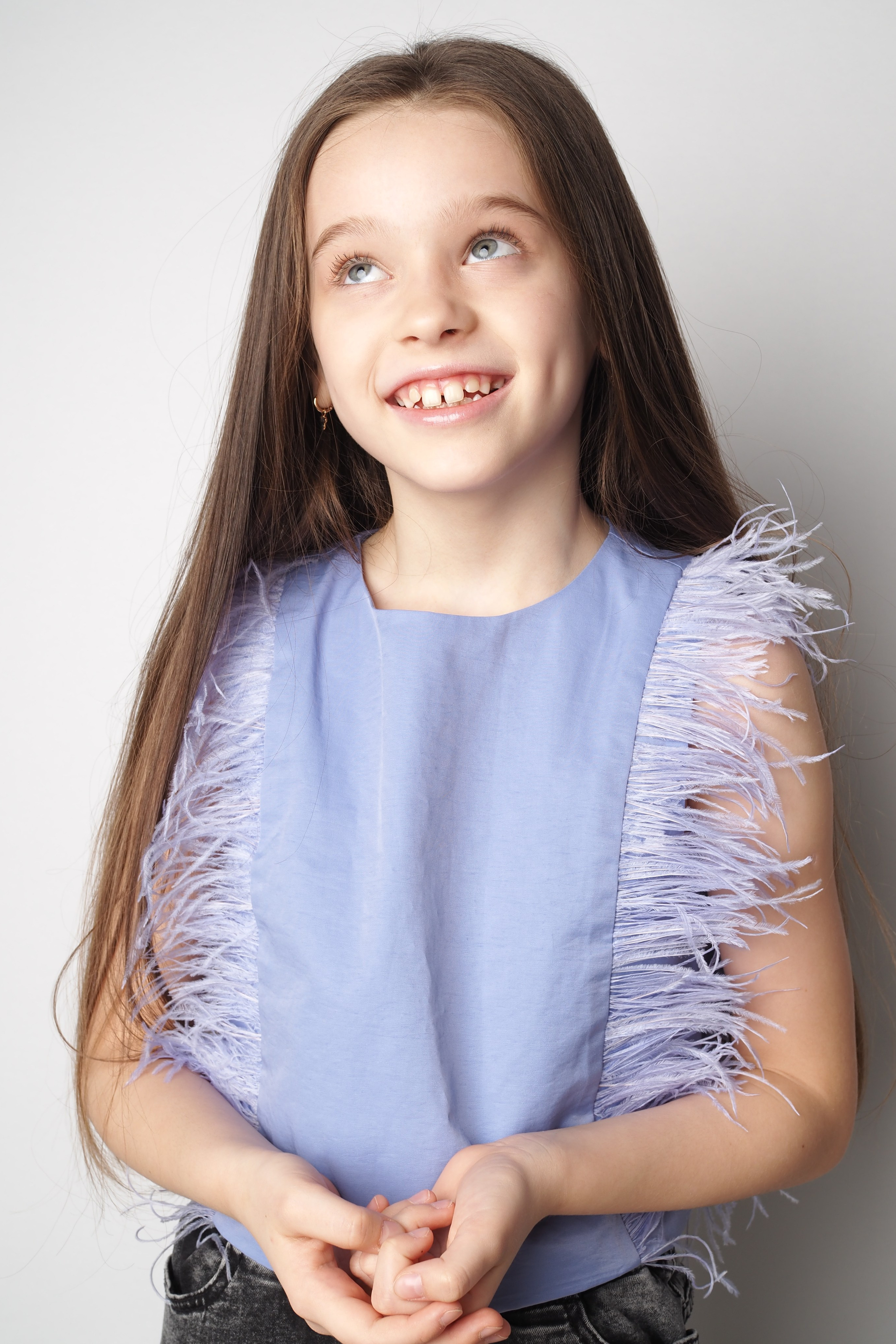 Модель для предметной съемки Виктория О. Н.Н.| Sale Easy