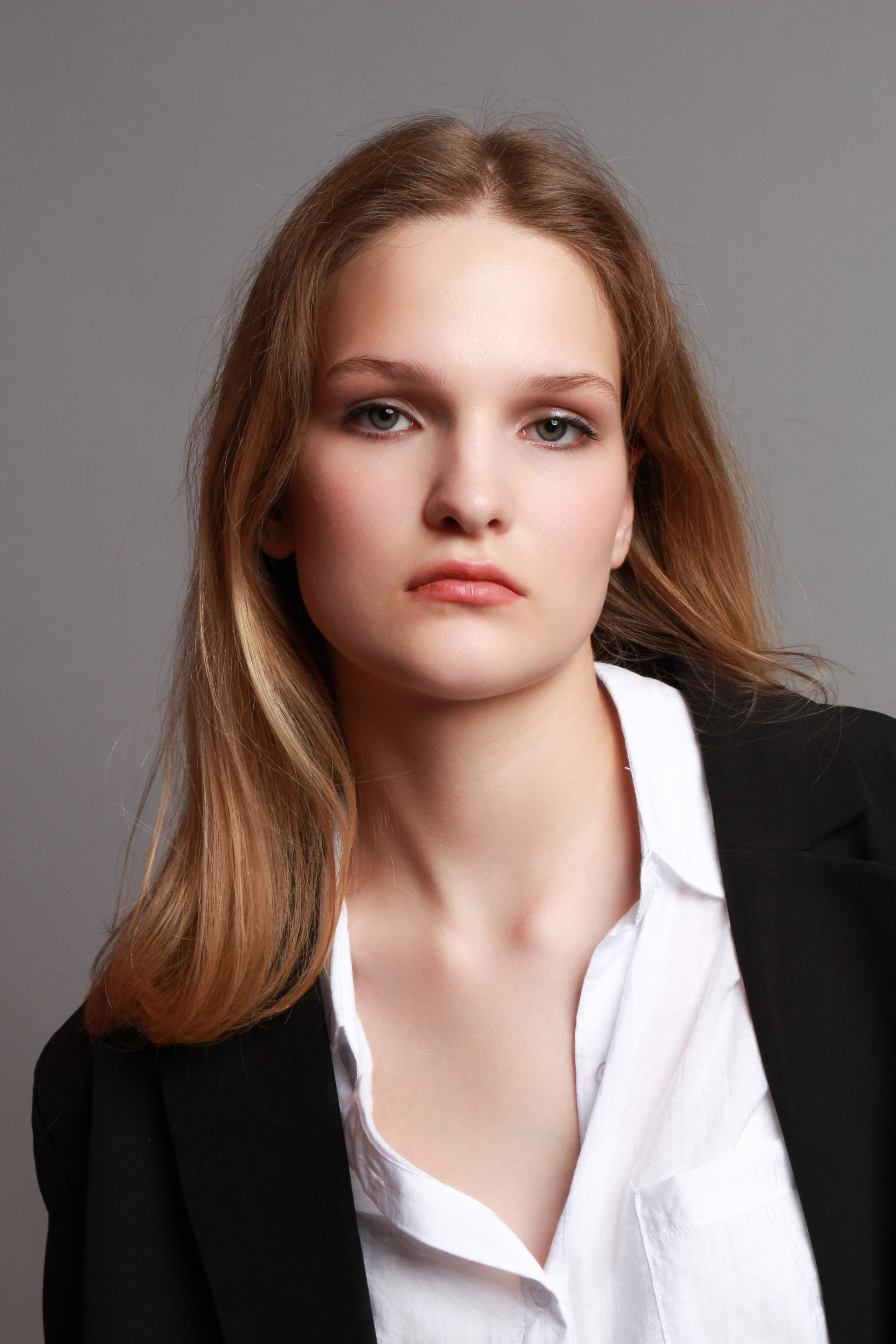 Модель для предметной съемки Алиса Г Новосибирск| Sale Easy