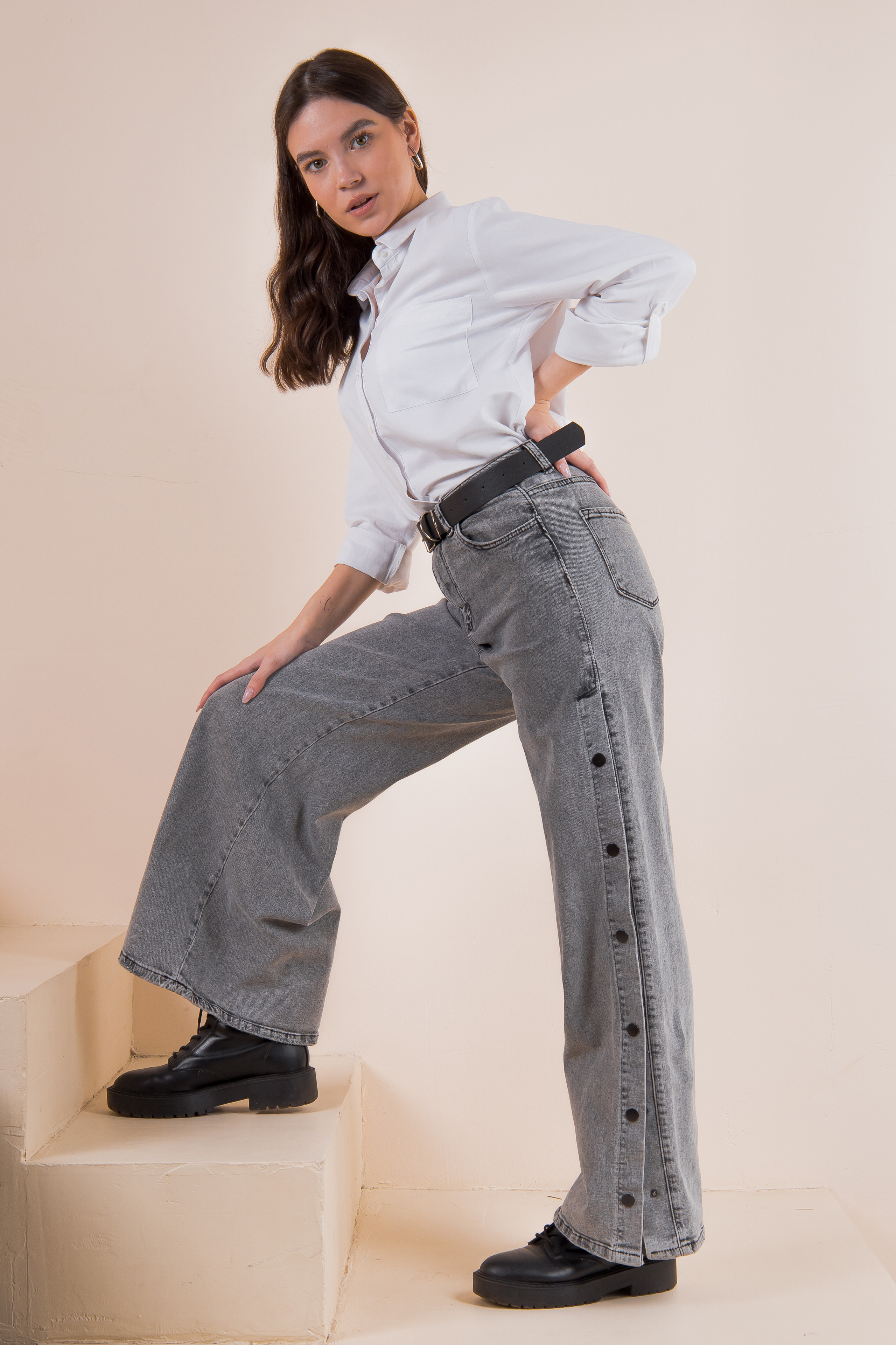 Портфолио. Фото женской одежды для маркетплейсов | Sale Easy