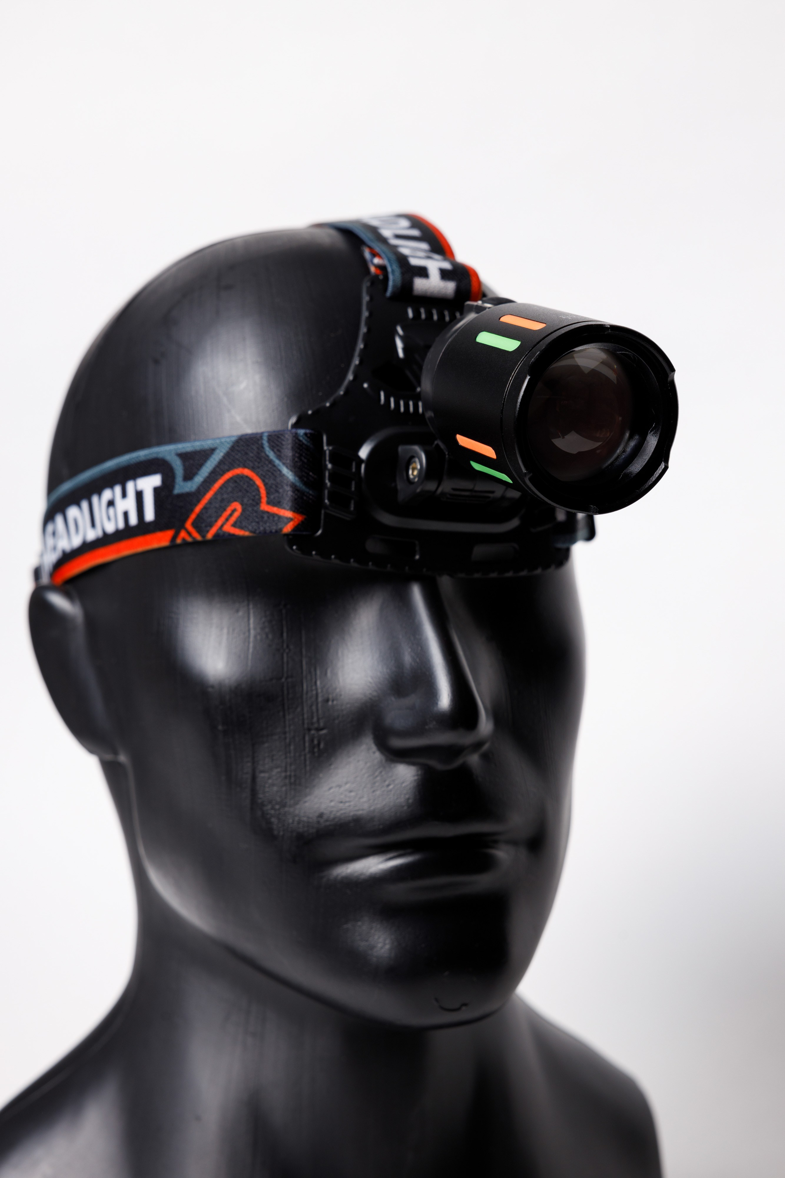 Профессиональная съемка техники для создания привлекательных и убедительных изображений.