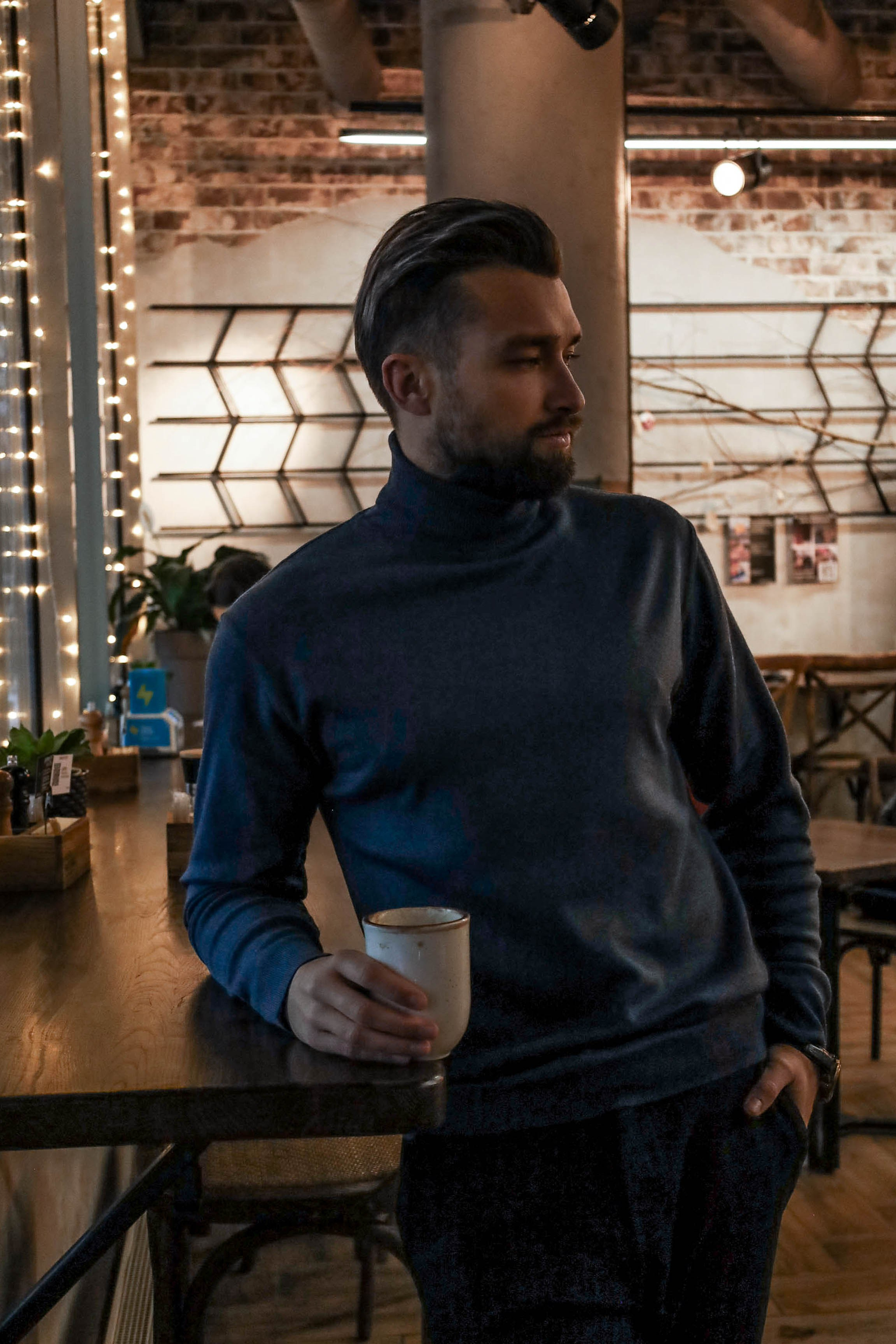 Модель для предметной съемки Александр Ж. Н.Новгород | Sale Easy