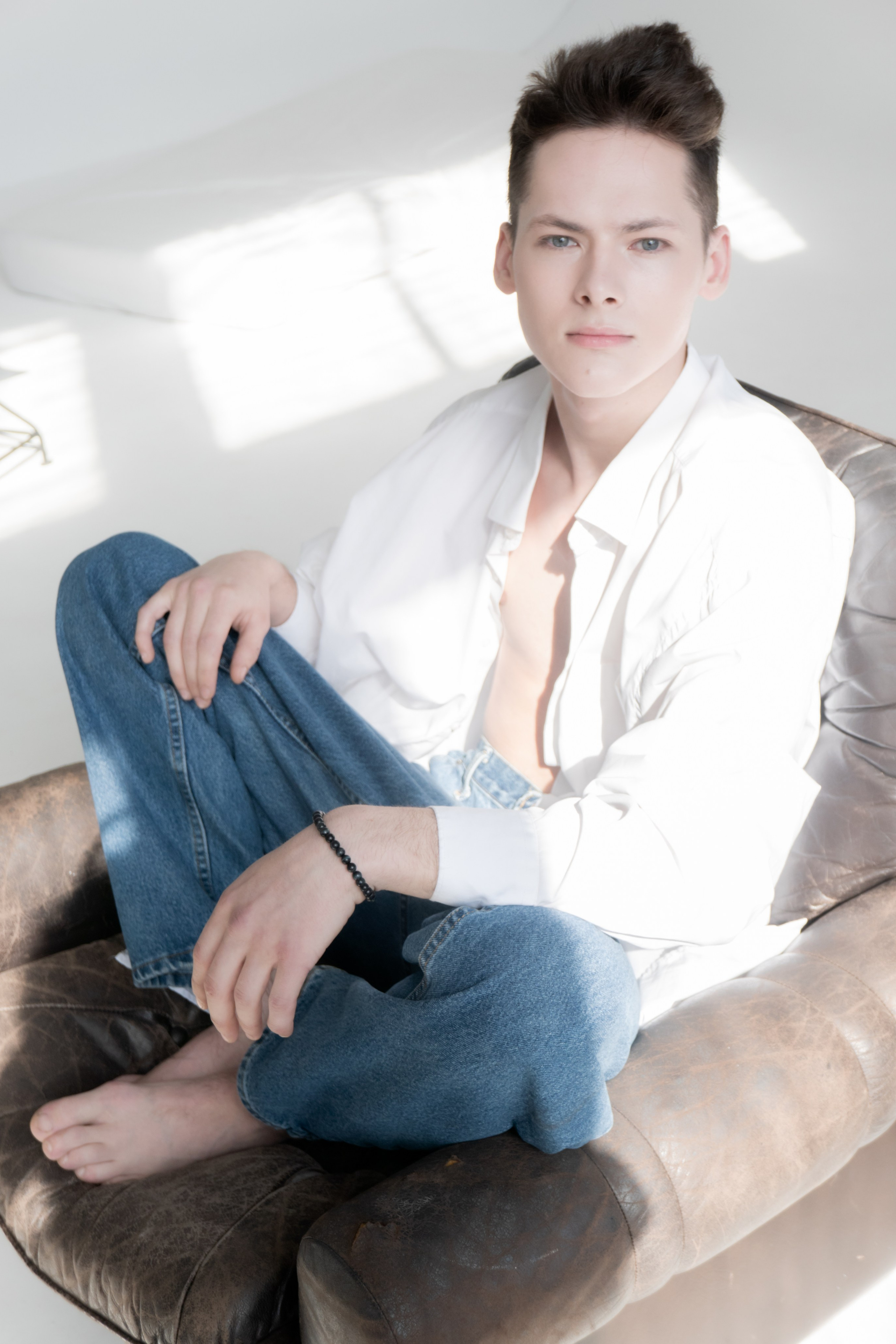 Модель для предметной съемки Андрей id 29 024 С.-Пб| Sale Easy