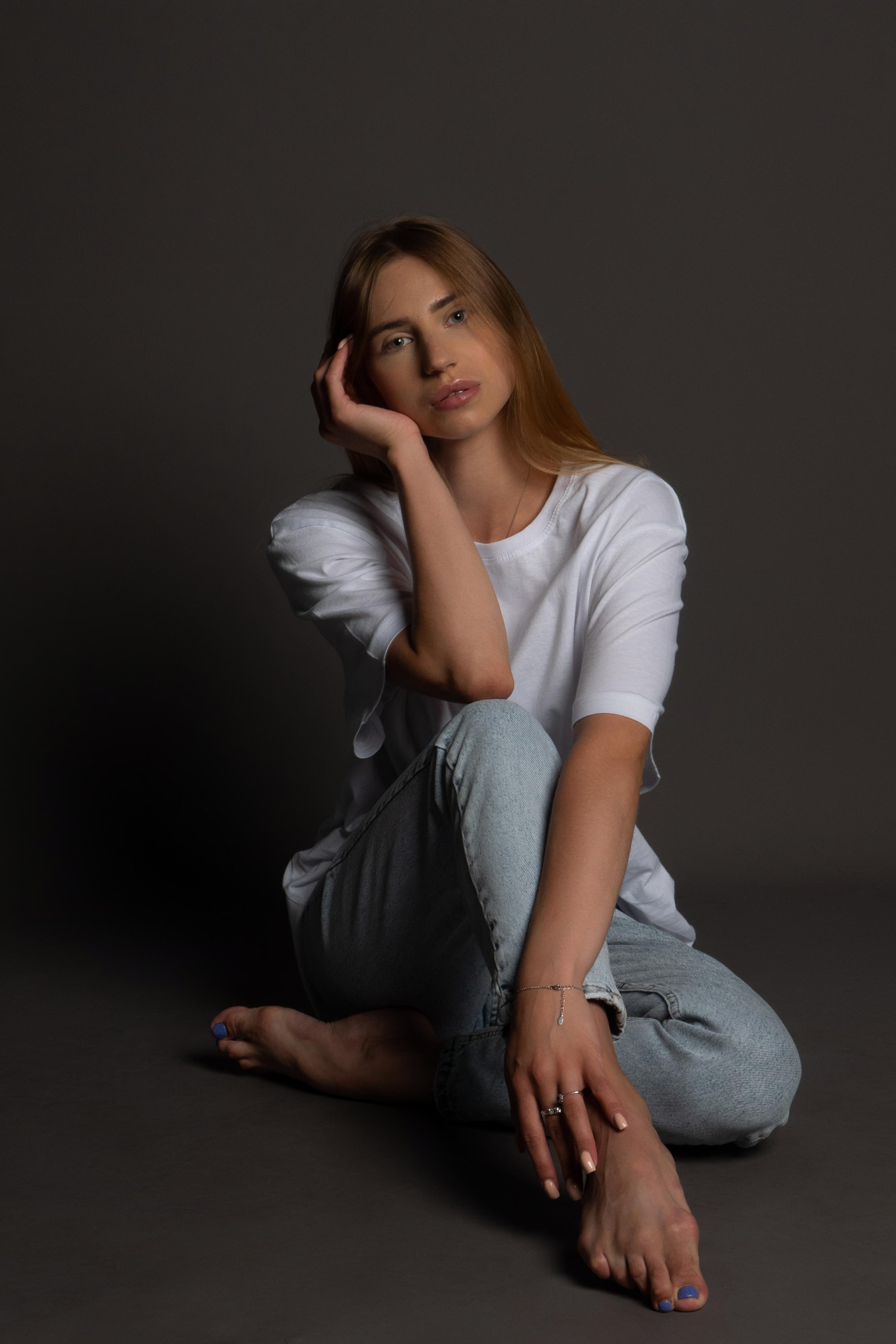 Модель для предметной съемки  Софья В Сочи| Sale Easy