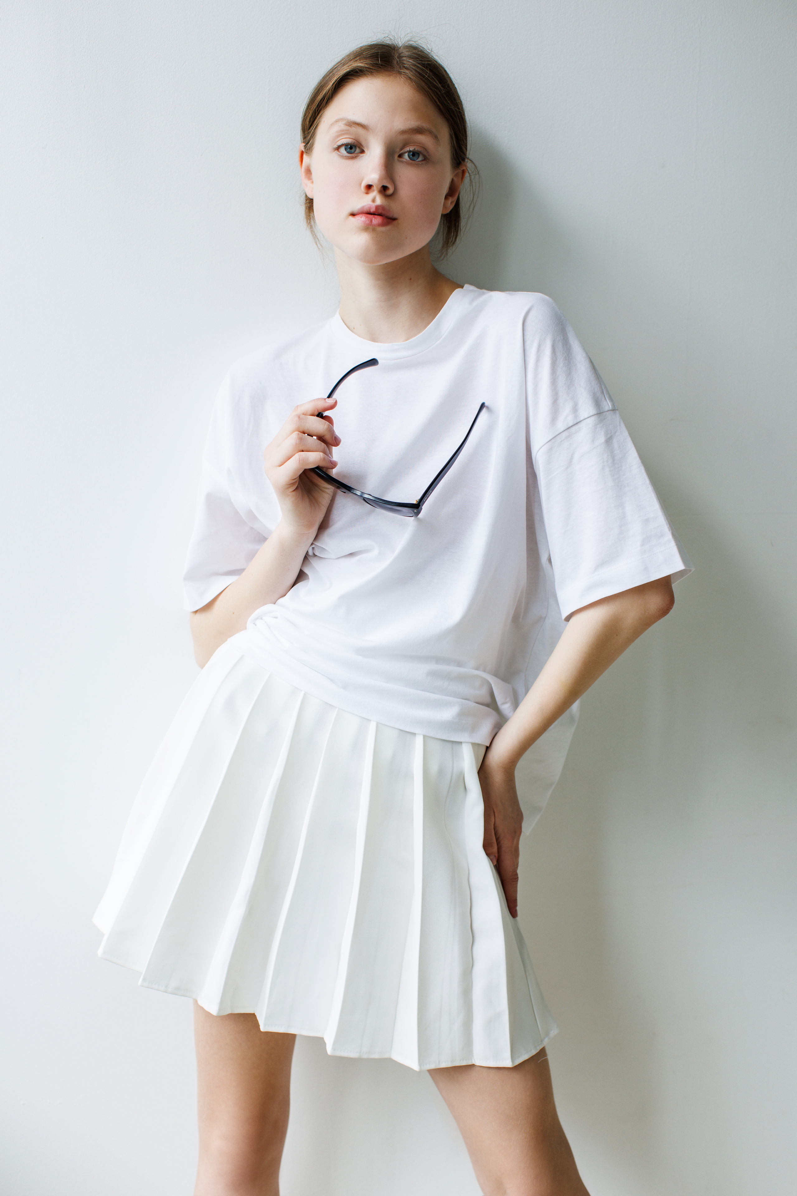 Модель для предметной съемки Леся Н.Новгород | Sale Easy