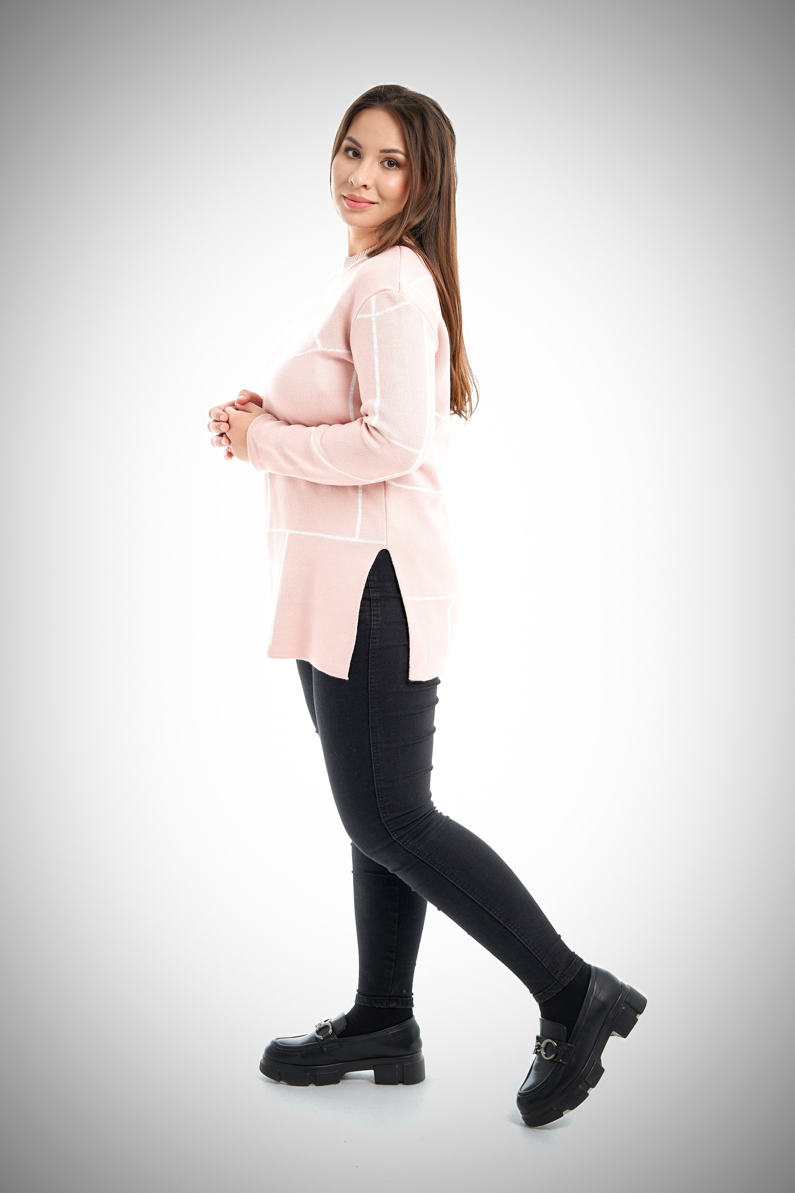 Модель для предметной съемки Алина Т. Казань| Sale Easy