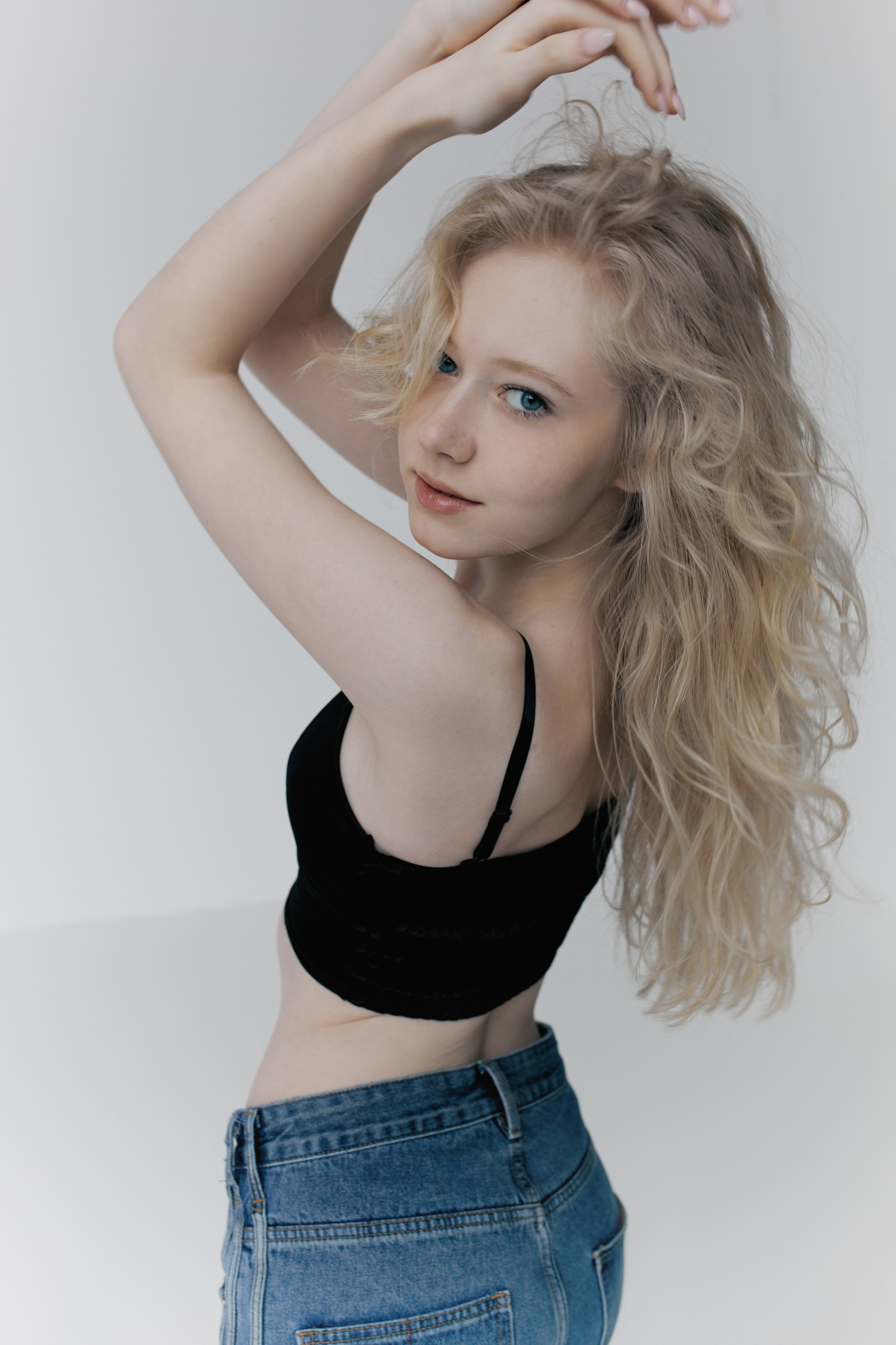 Модель для предметной съемки Вера А. Н.Н.| Sale Easy