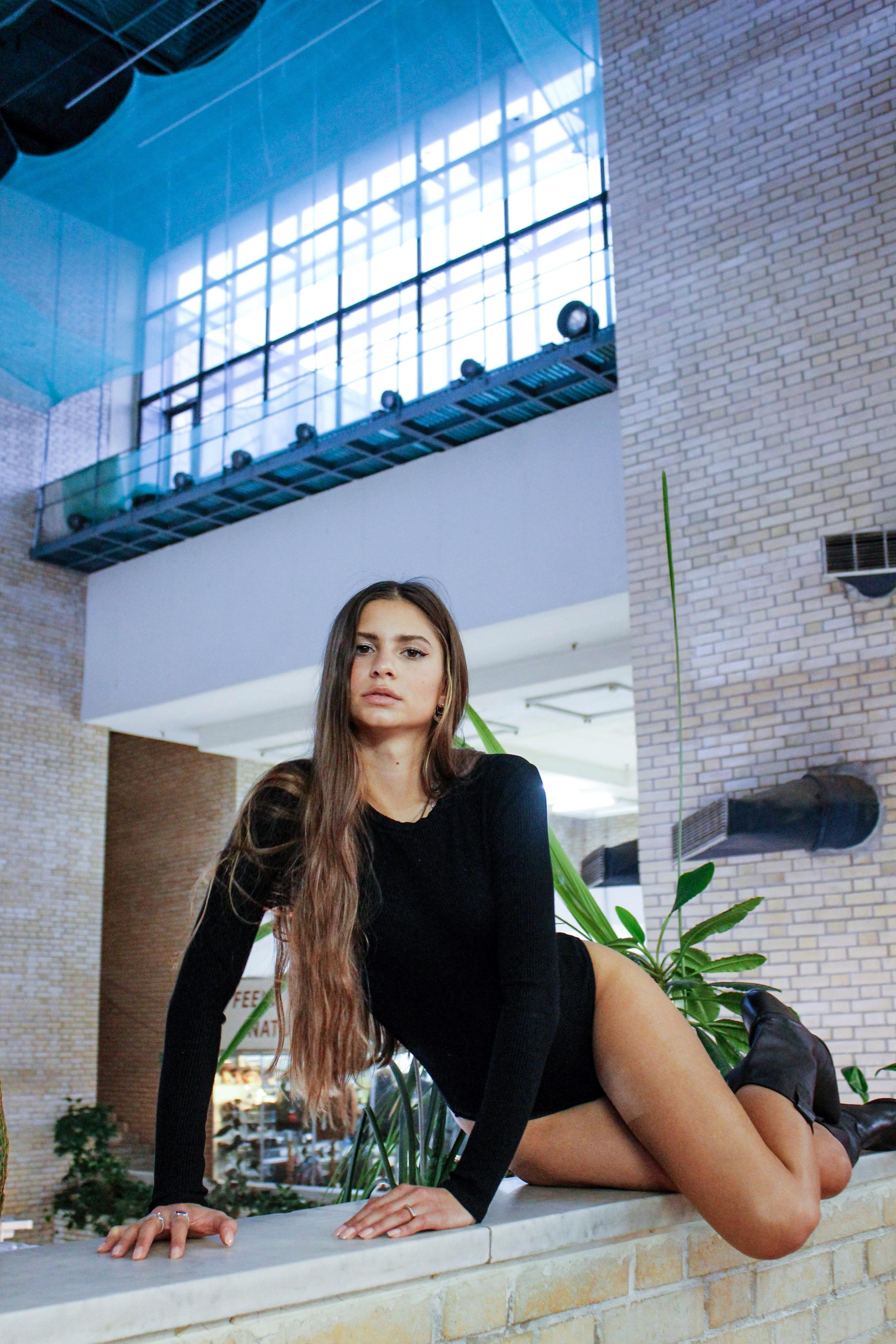 Модель для предметной съемки Ирина Г. Москва| Sale Easy