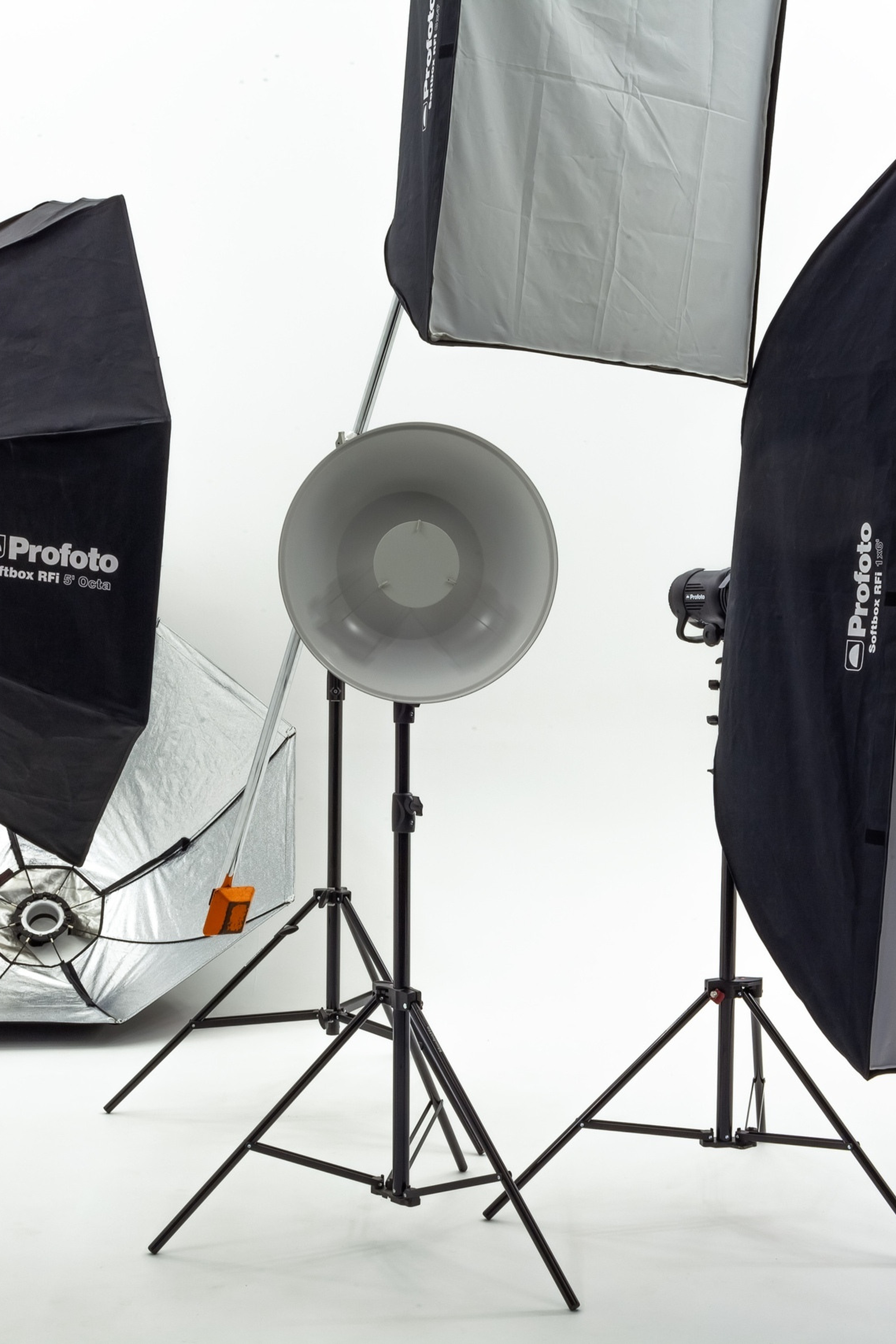 Студия COTTAGE — зал Beauty для предм. съемки С.-Пб|Sale Easy