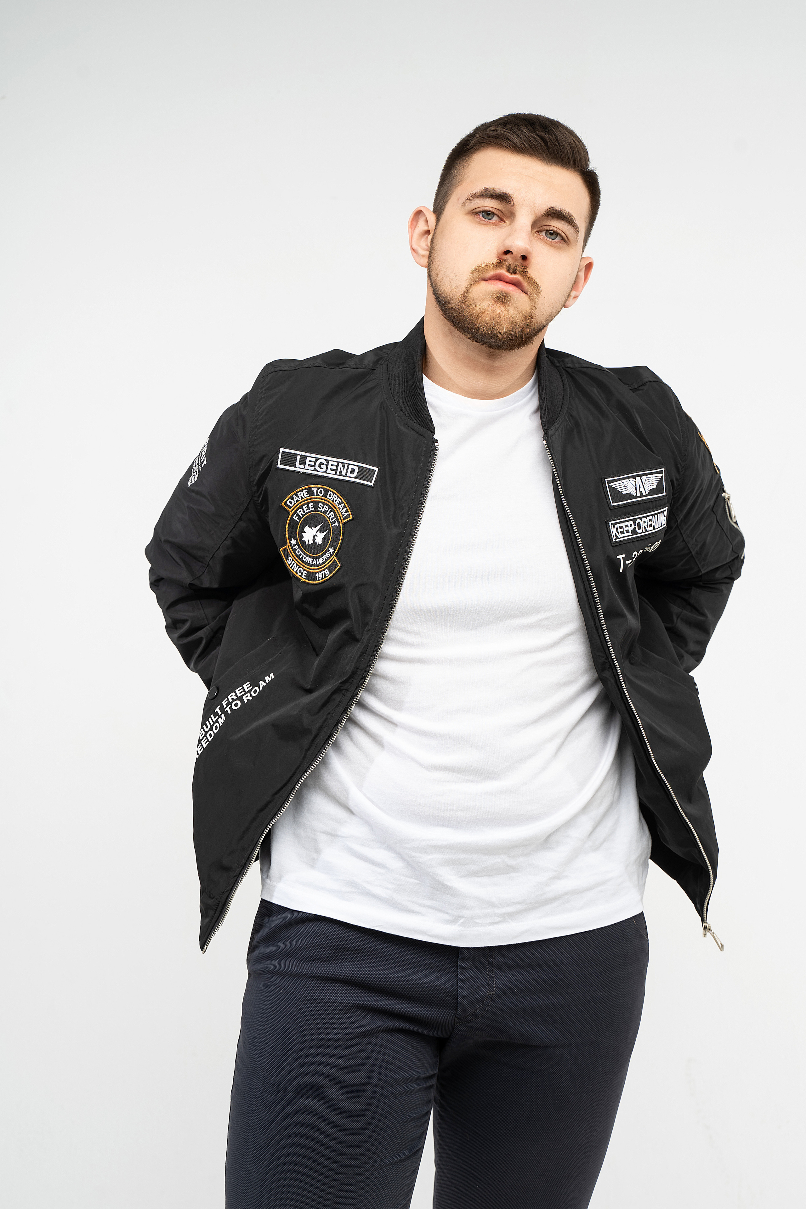 Портфолио. Фото мужской одежды для маркетплейсов | Sale Easy