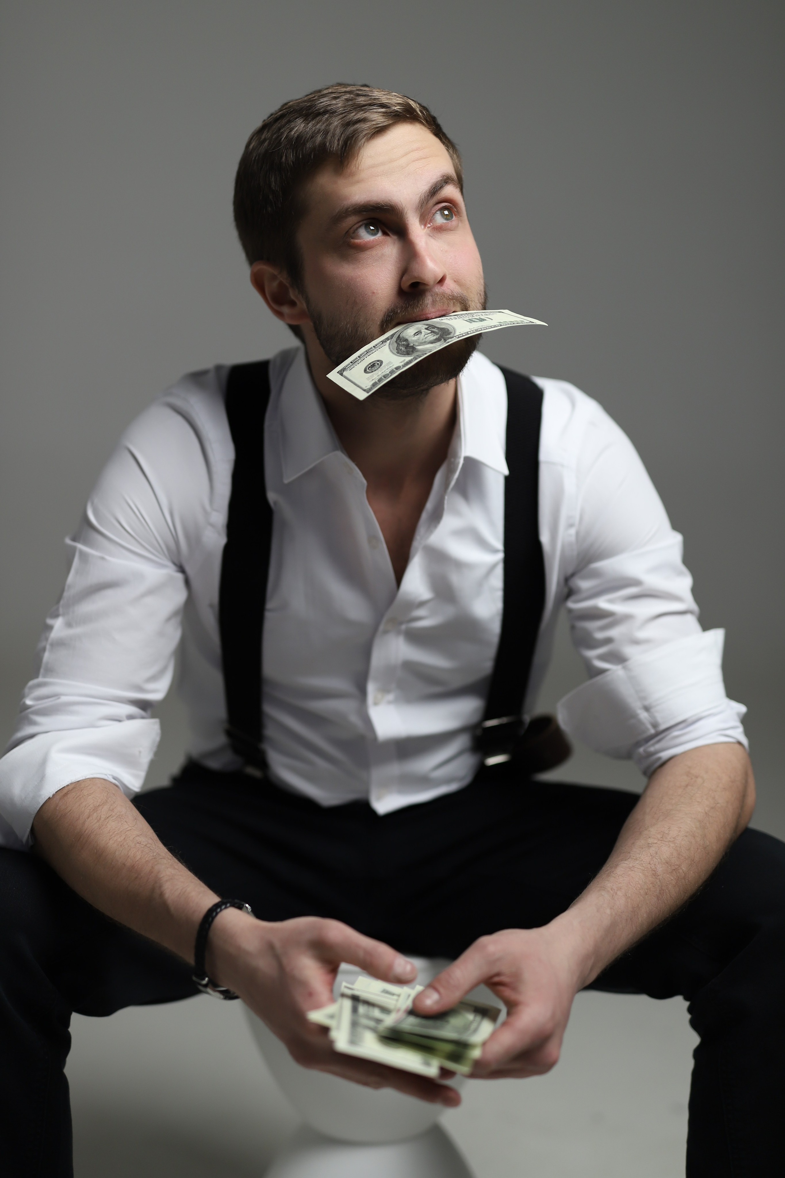 Модель для предметной съемки Влад Н.Н.| Sale Easy