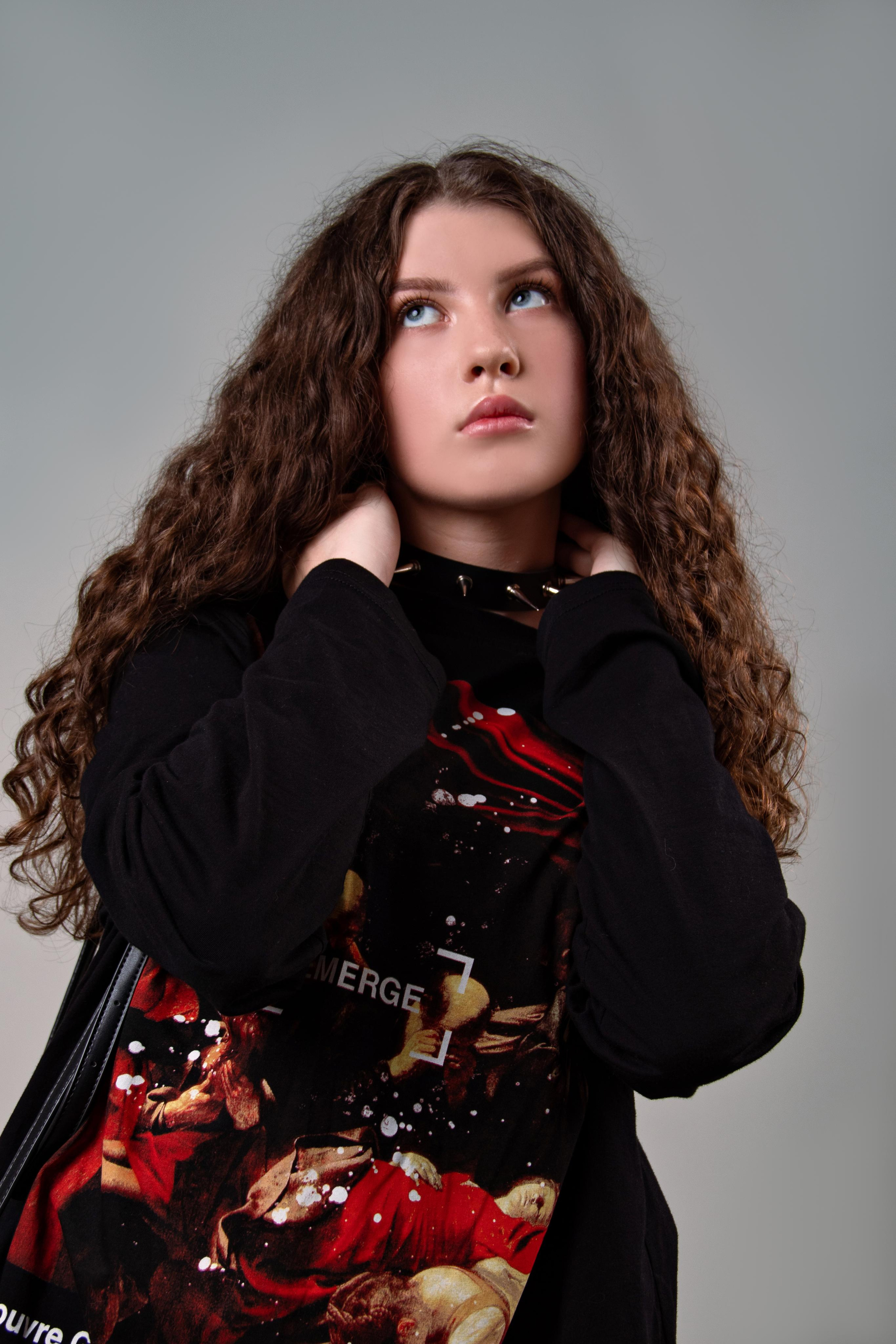 Модель для предметной съемки Елизавета 1 Н.Новгород | Sale Easy