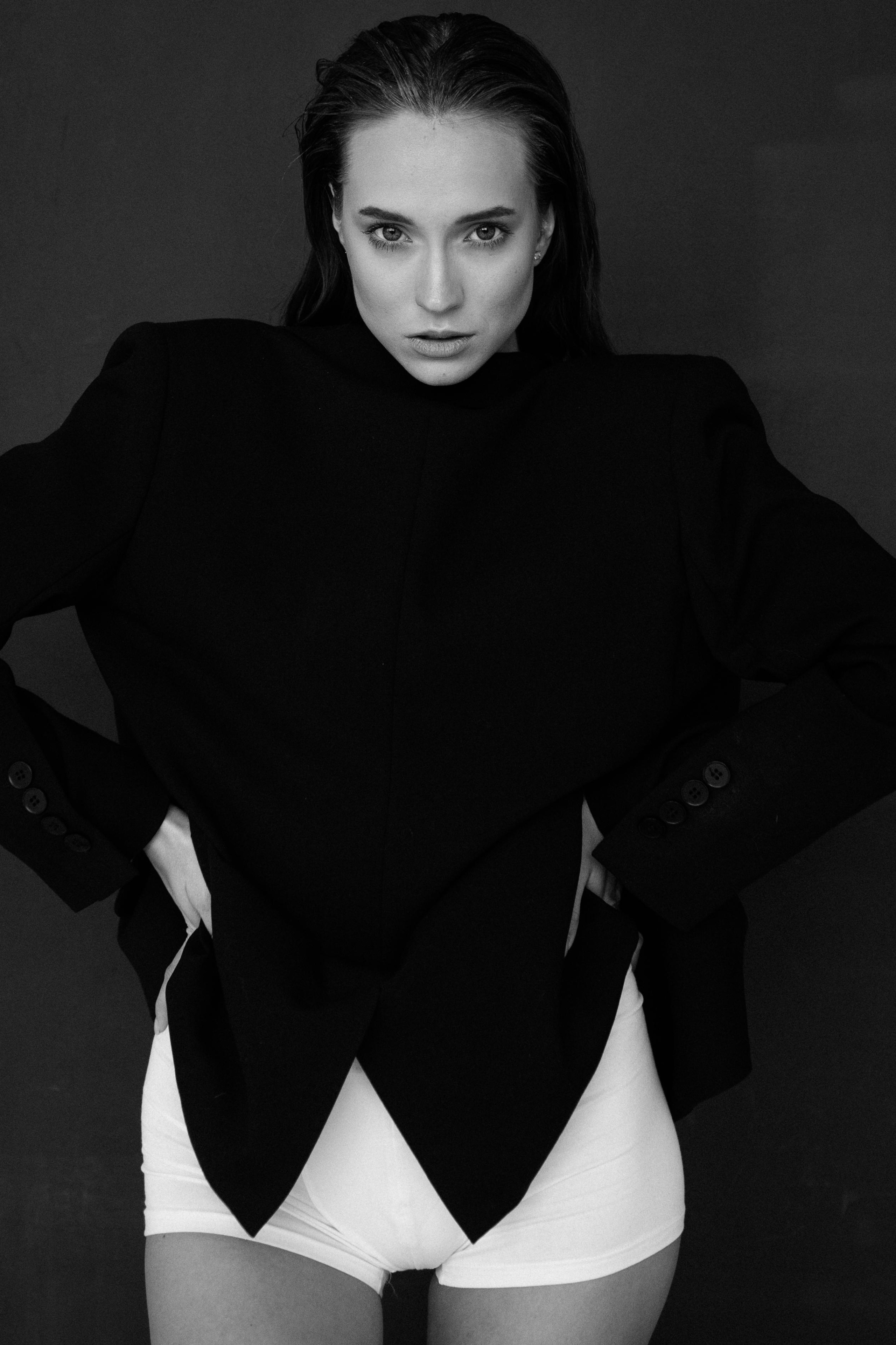 Модель для предметной съемки Мария Е. Москва| Sale Easy