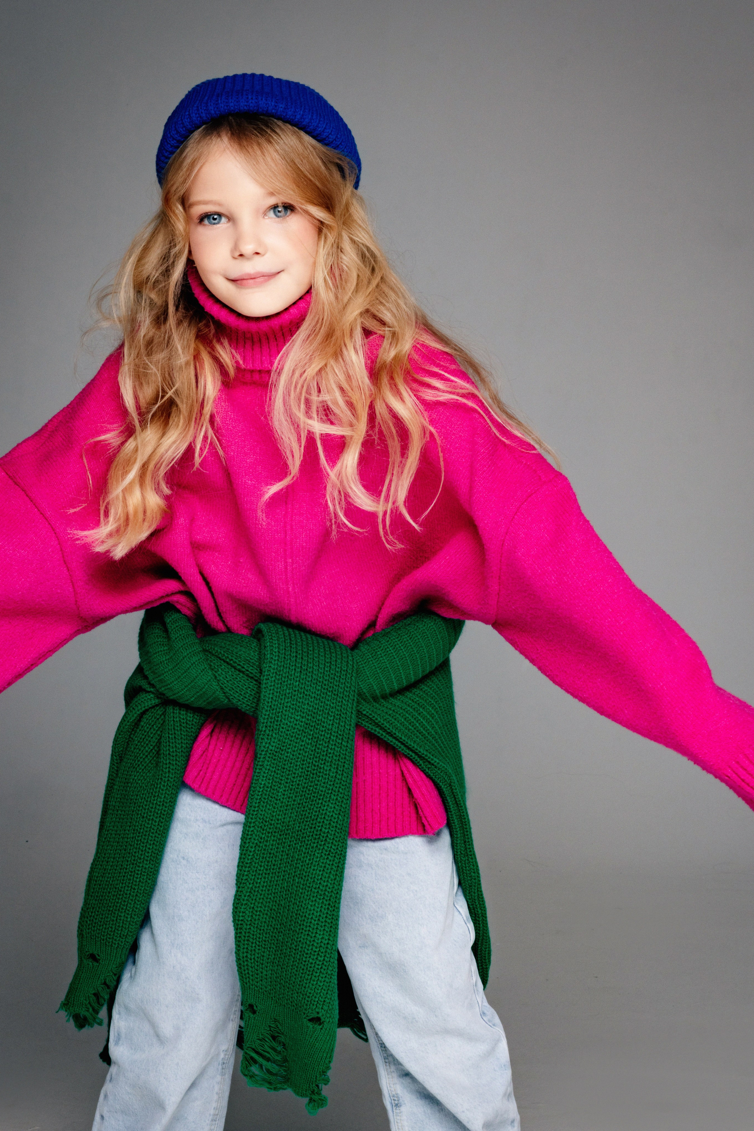 Модель девочка для предметной съемки Екатерина Ю. Н.Новг | Sale Easy