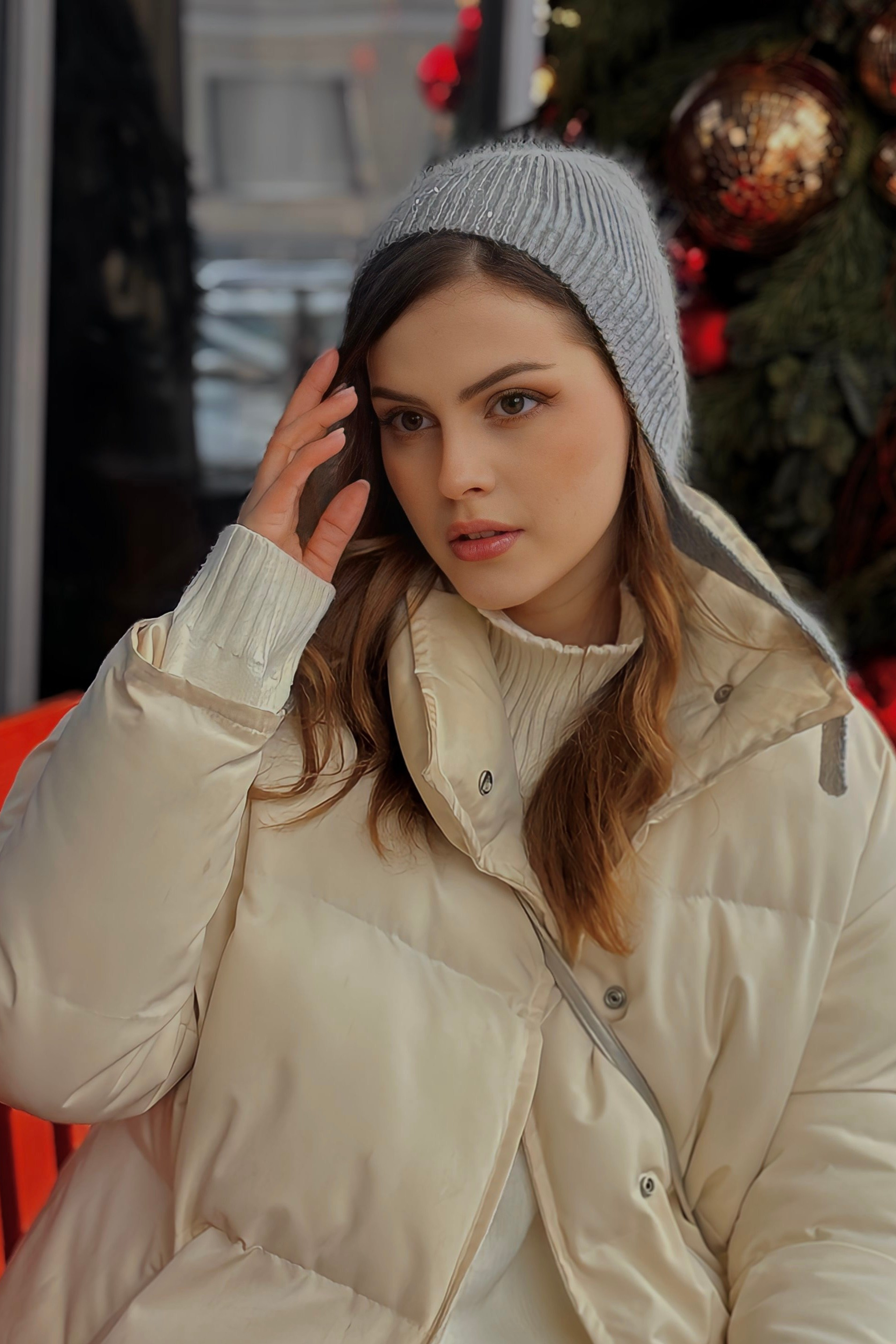 Модель для предметной съемки Анна Ф. Н.Н.| Sale Easy