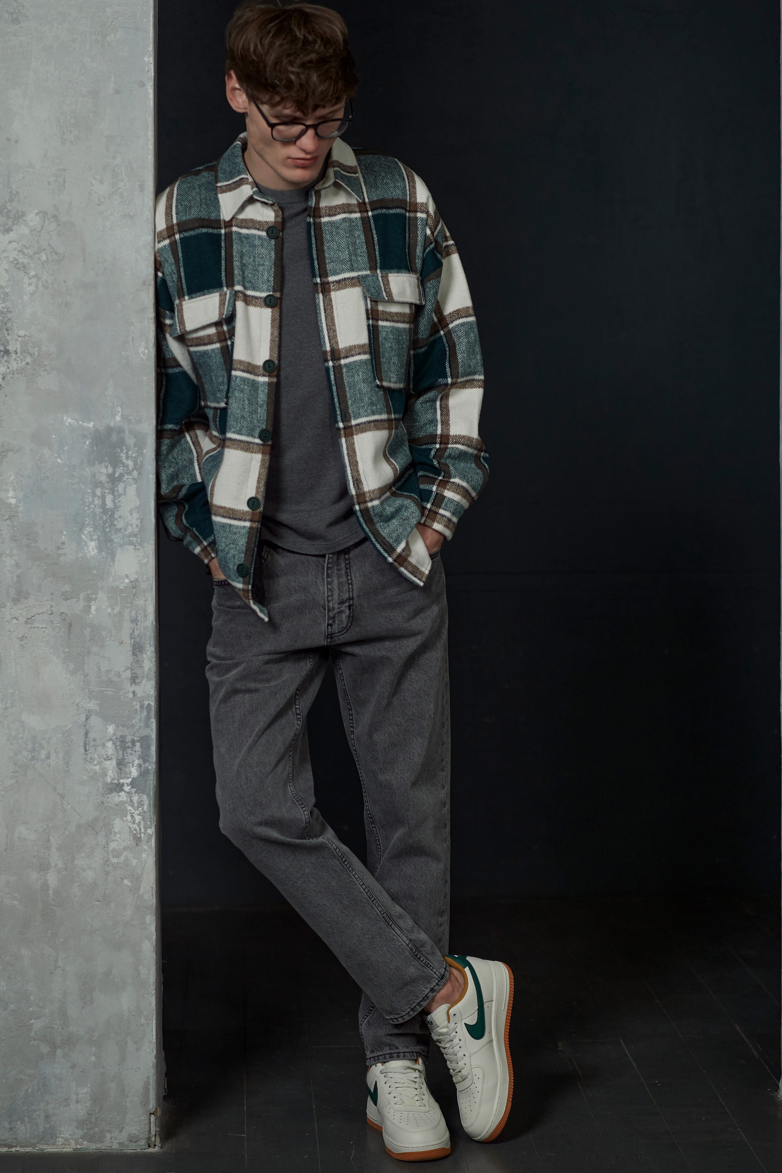 Модель для предметной съемки Илья АА Москва | Sale Easy