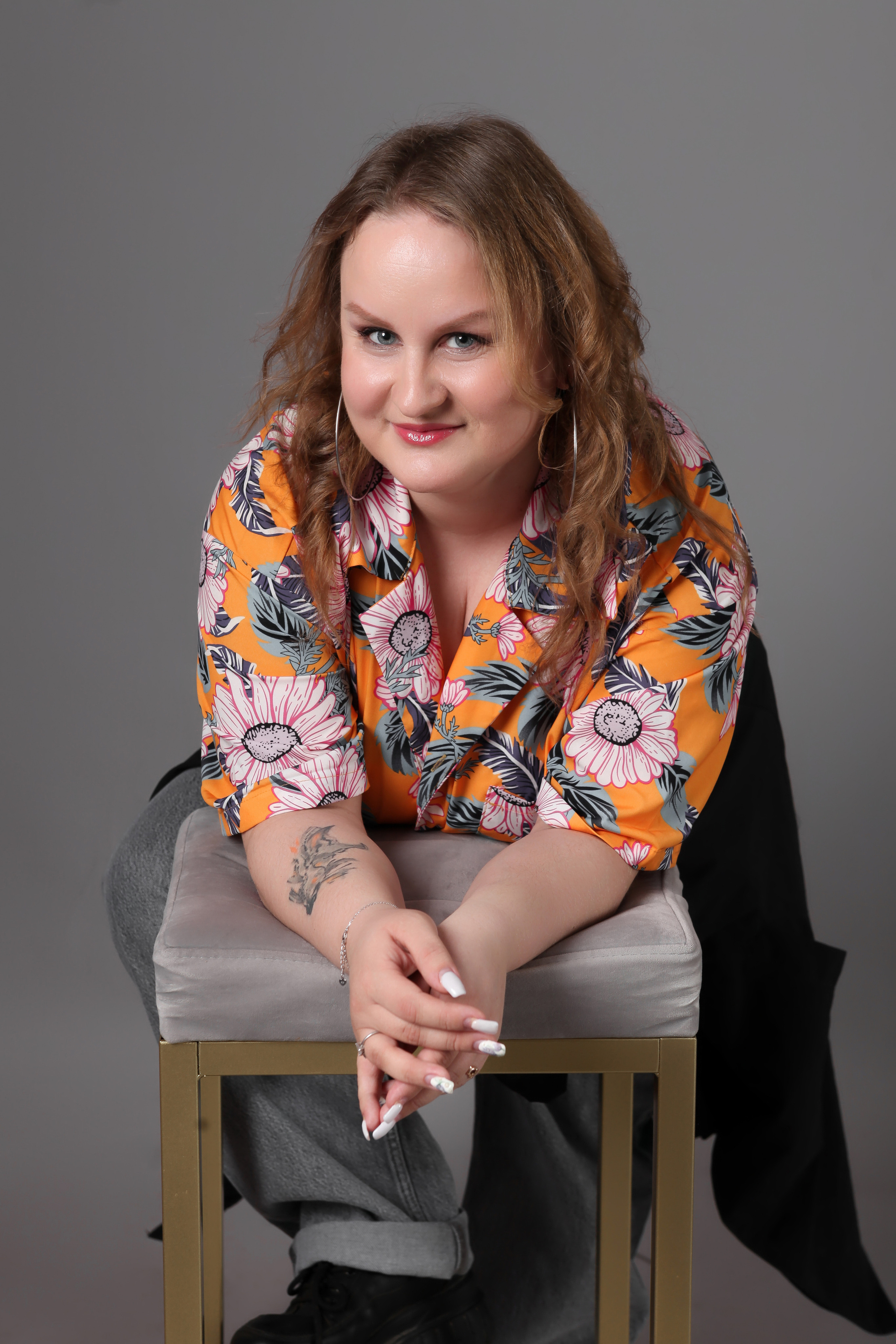 Модель plus size  для предметной съемки Света Б.  Новосибирск|Sale Eas