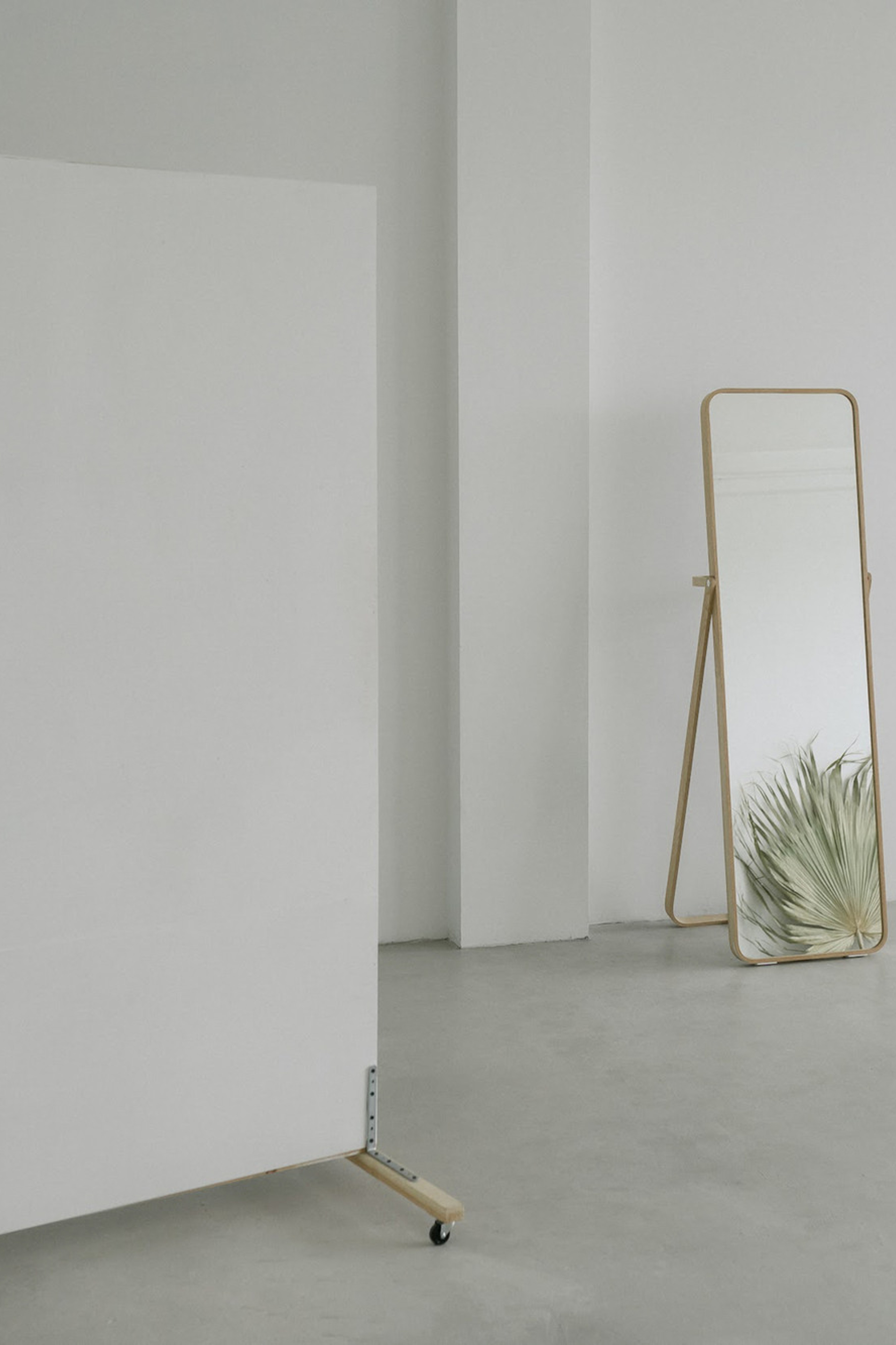 Студия VERBA 2.0 Зал 53 для предметной съемки  Новосибирск|Sale Easy