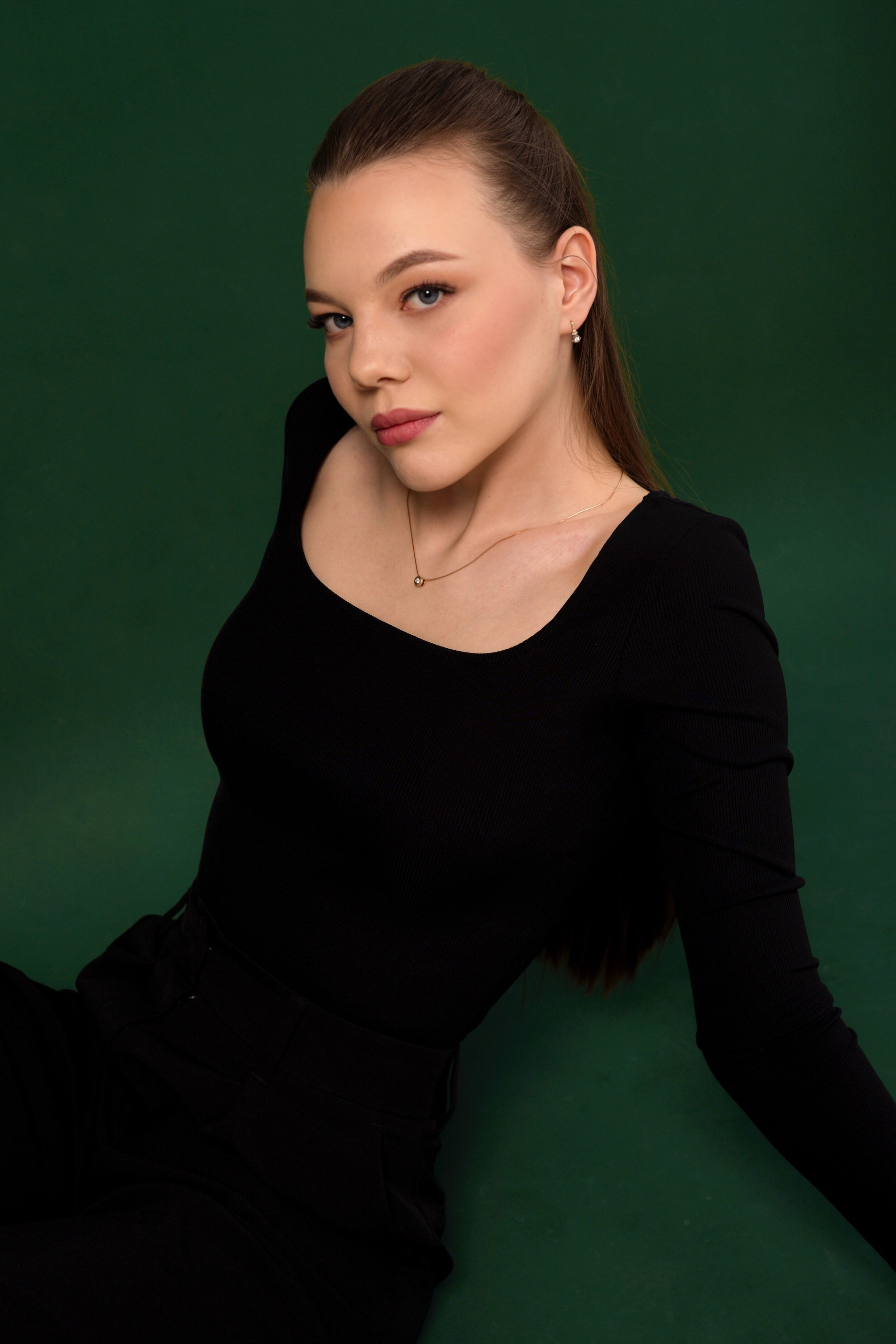 Модель для предметной съемки Настя 3 Н.Новгород | Sale Easy