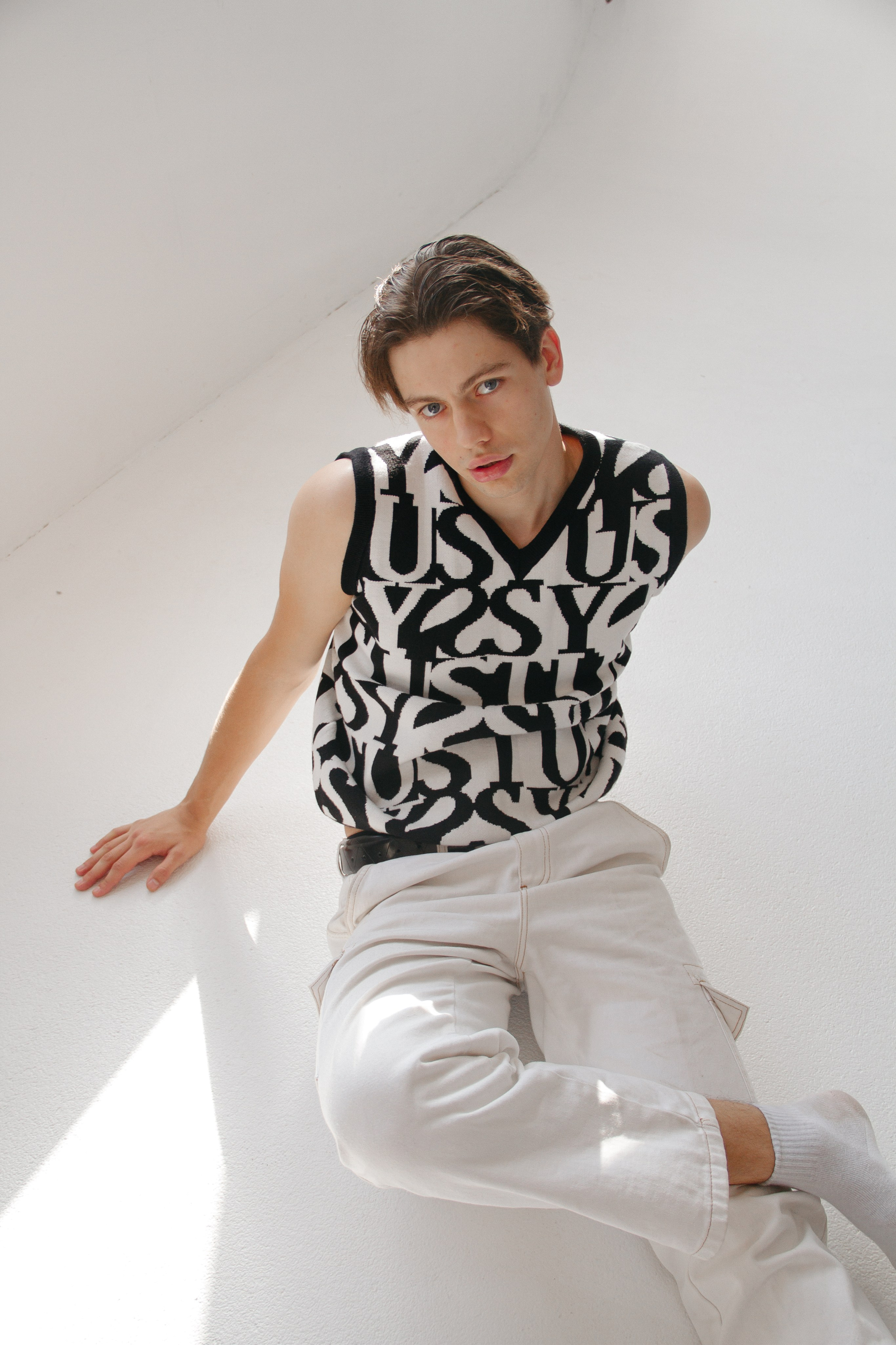 Модель для предметной съемки Максим Г Казань| Sale Easy