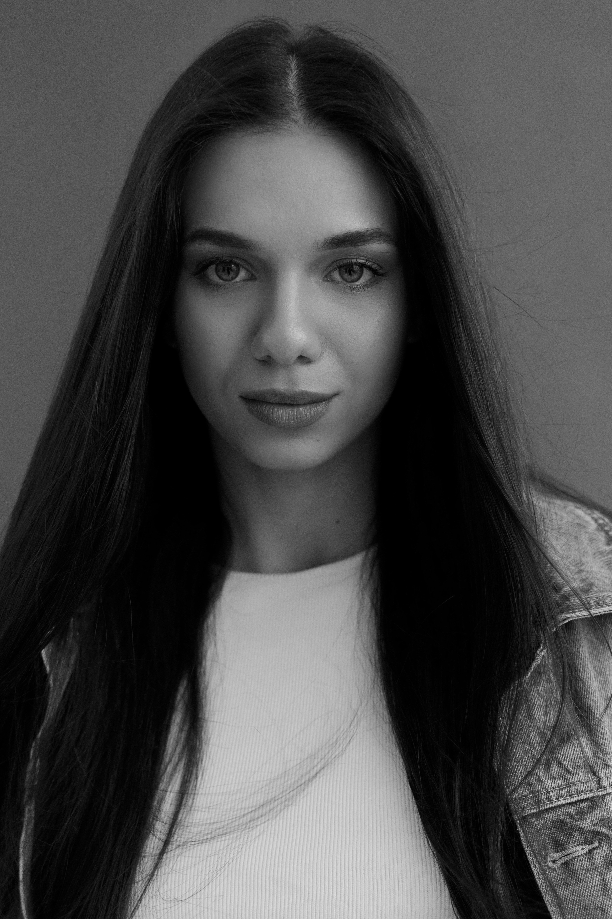 Модель для предметной съемки Альбина С.-Пб| Sale Easy