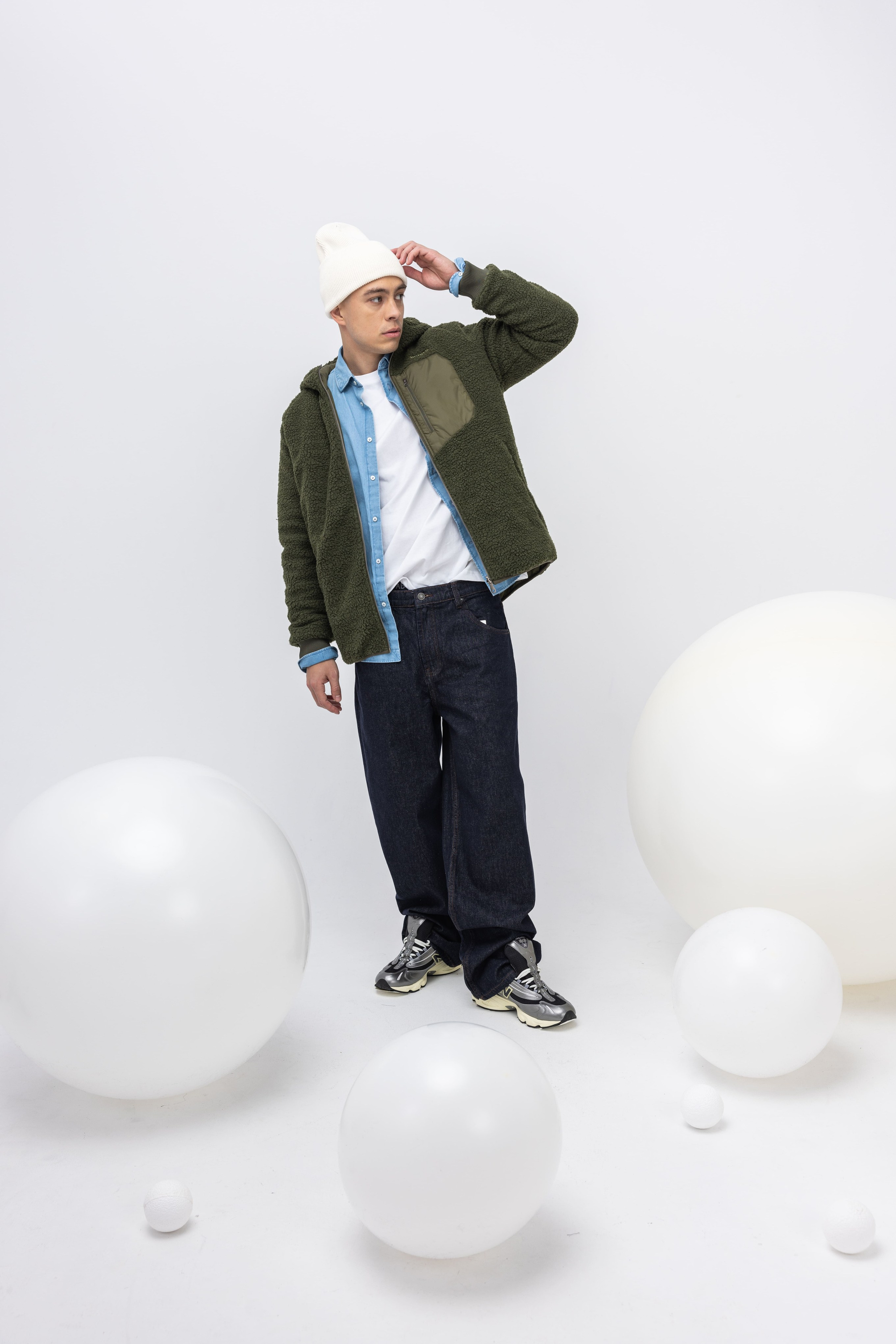 Модель для предметной съемки Артем id 29 036 С.-Пб| Sale Easy