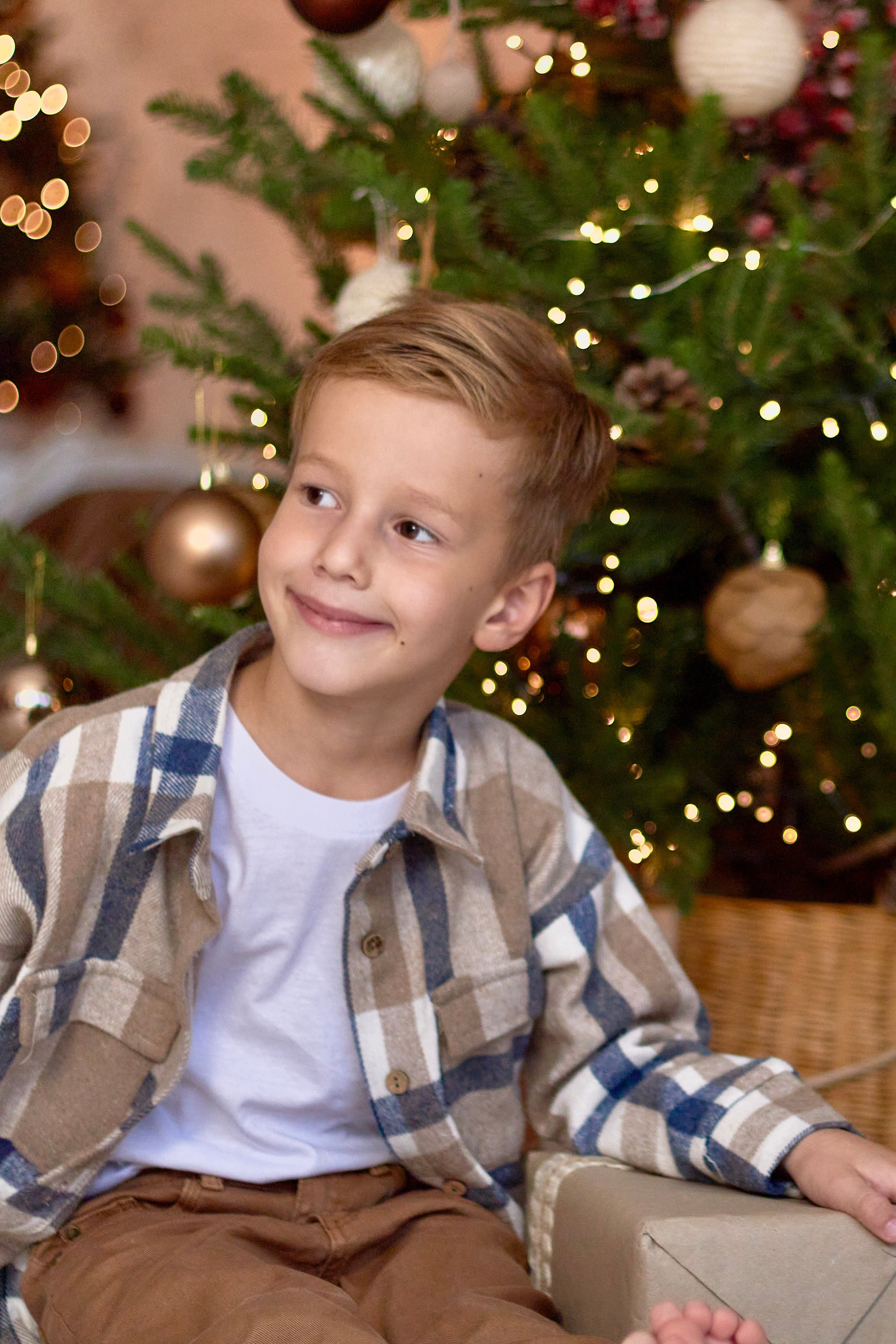 Модель мальчик для съемки на маркетплейсы Егор Д.Н.Новгород |Sale Easy