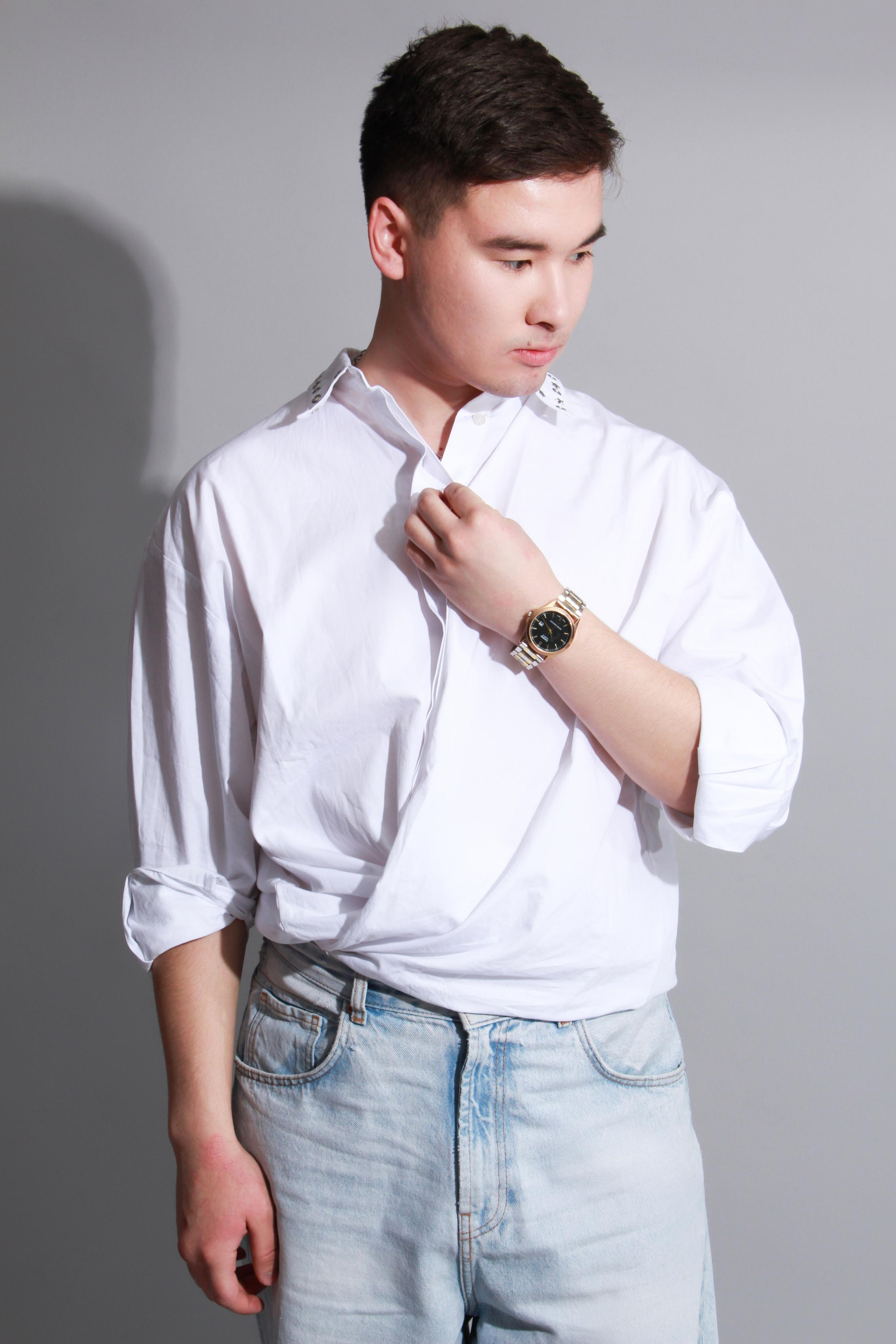 Модель для предметной съемки Данил Б Новосибирск| Sale Easy