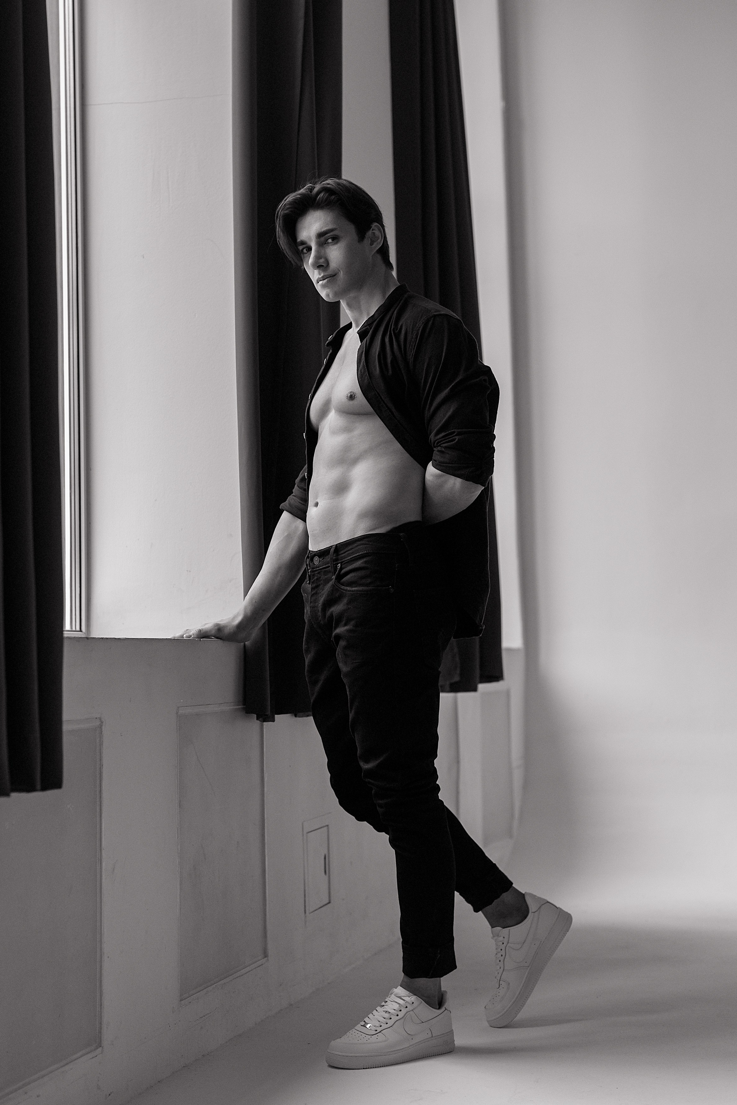 Модель для предметной съемки Владимир id 29 033 С.-Пб| Sale Easy