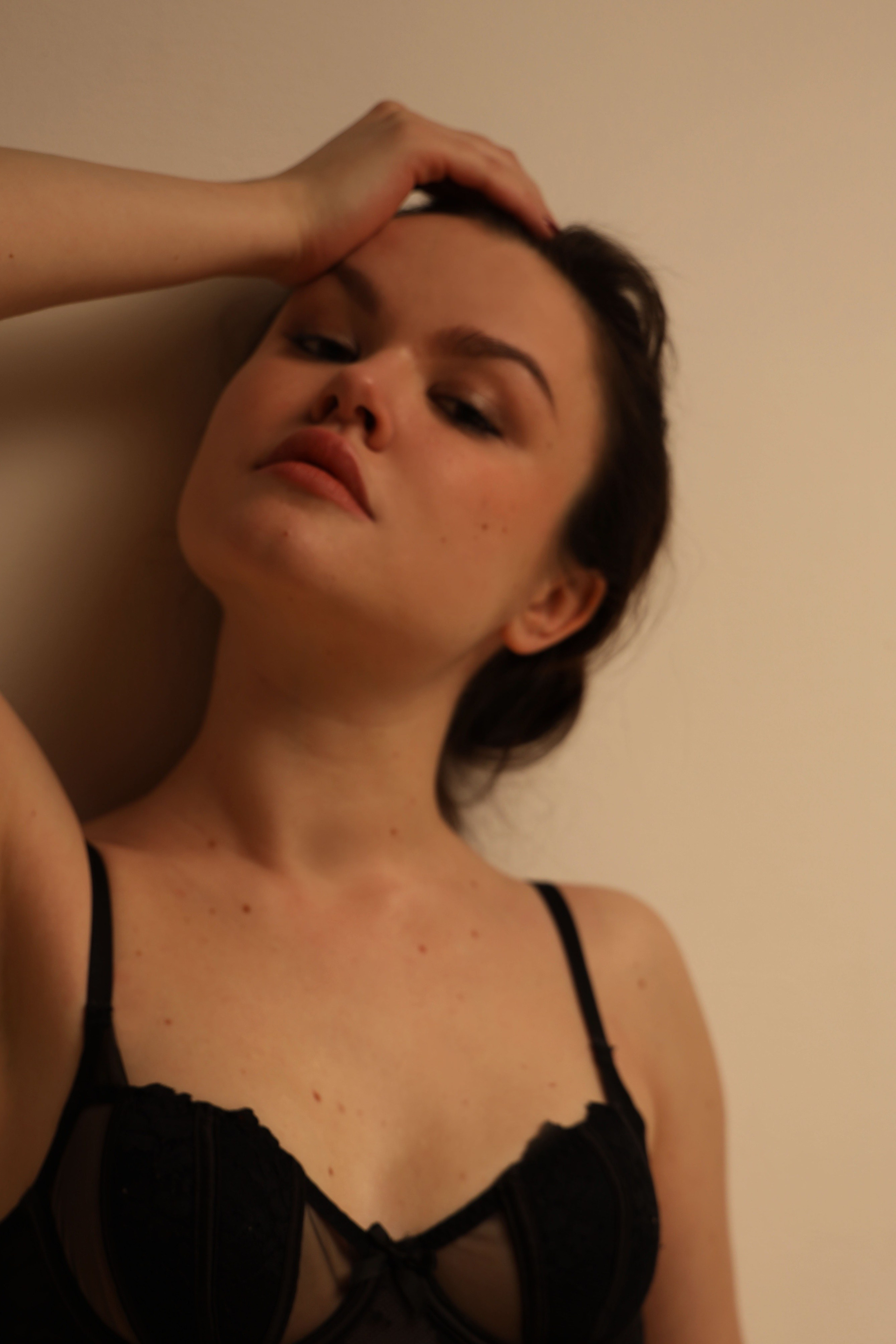 Модель для предметной съемки Диана А. Н.Н.| Sale Easy