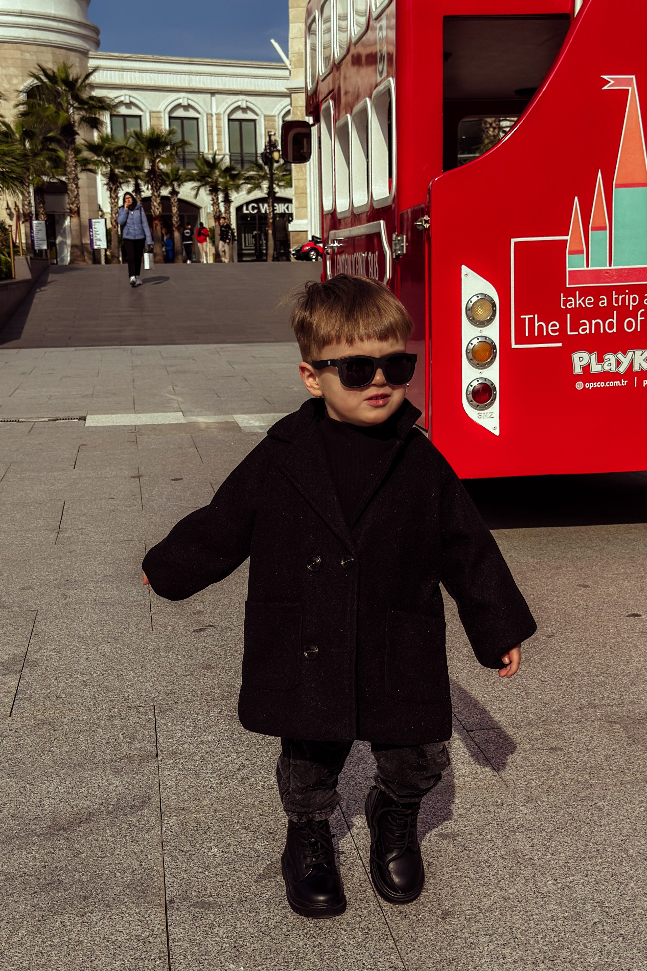 Модель для предметной съемки мальчик Радэль Казань| Sale Easy