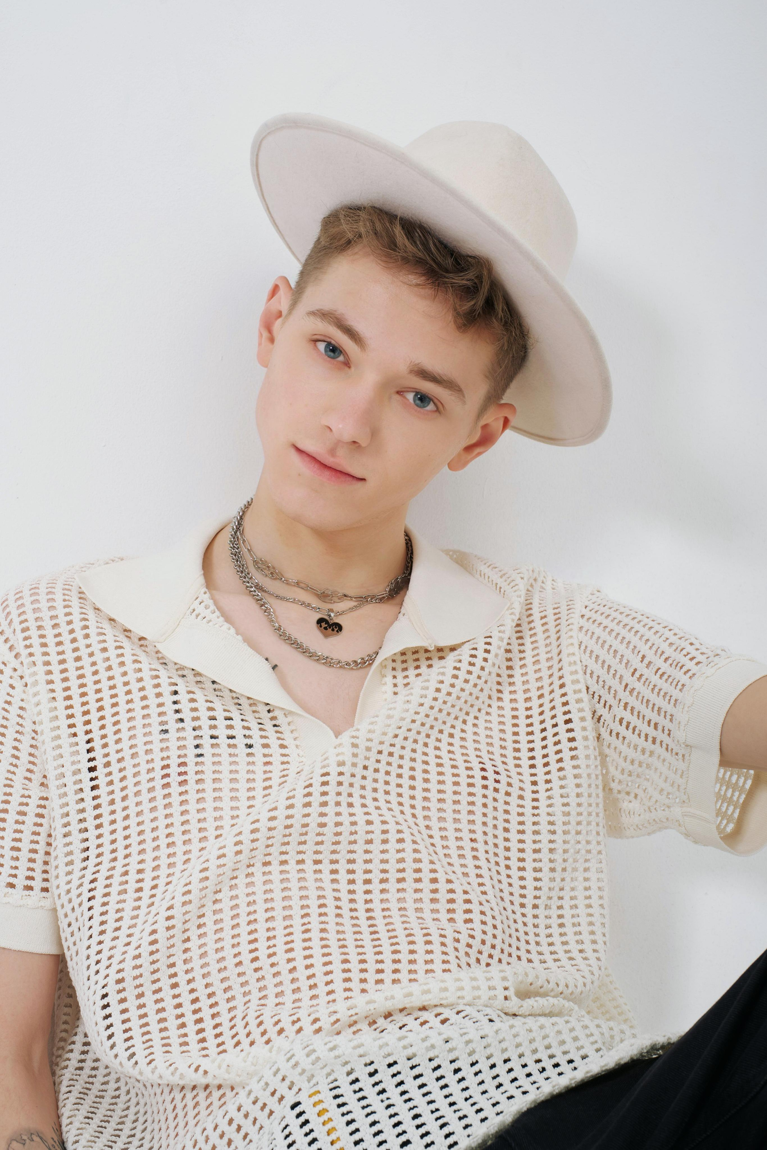 Модель для предметной съемки Павел А. С-Петербург | Sale Easy