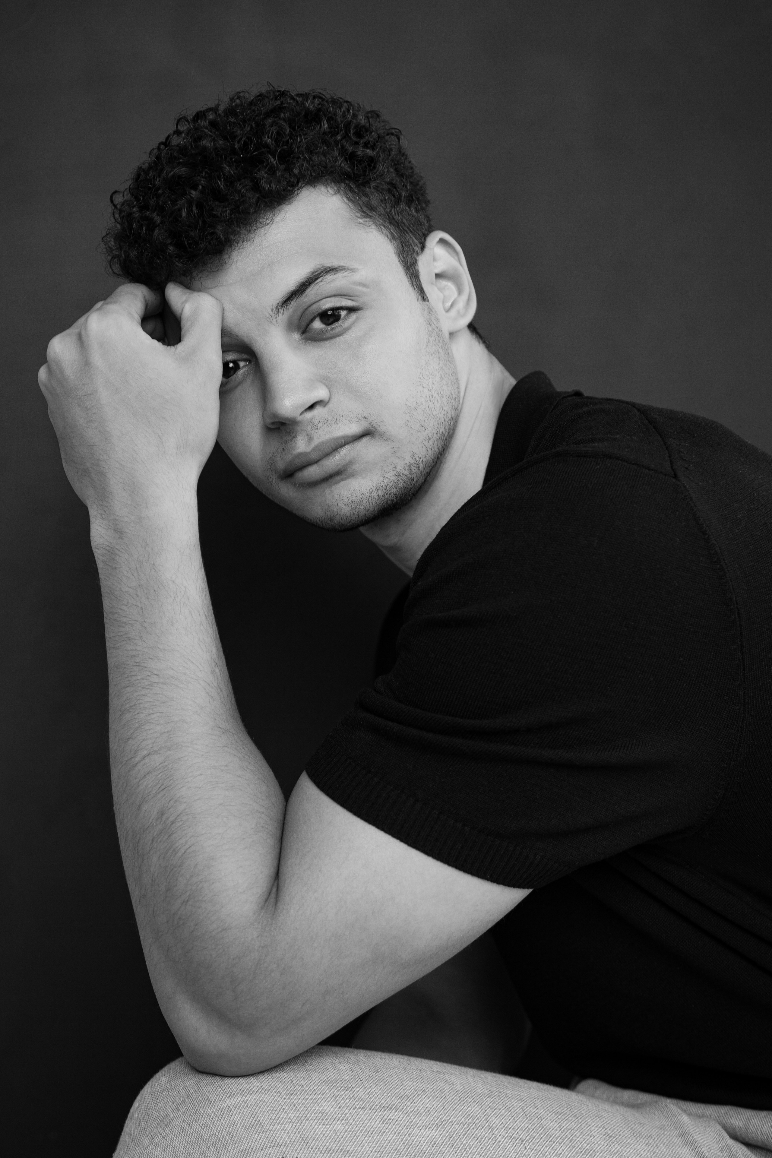 Модель для предметной съемки Бакр Абделрахман Казань| Sale Easy