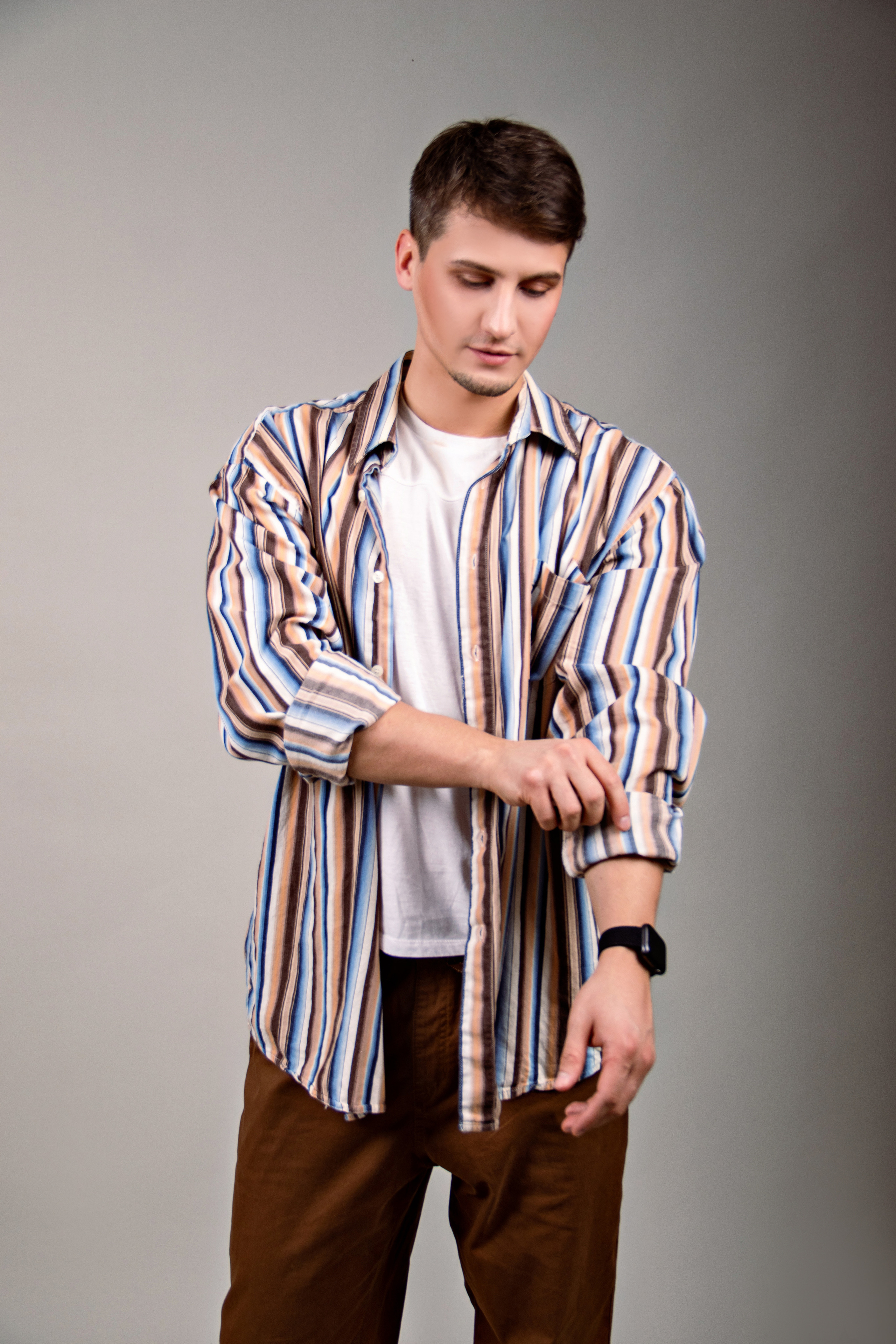 Модель для предметной съемки Артемий Н.Новгород | Sale Easy