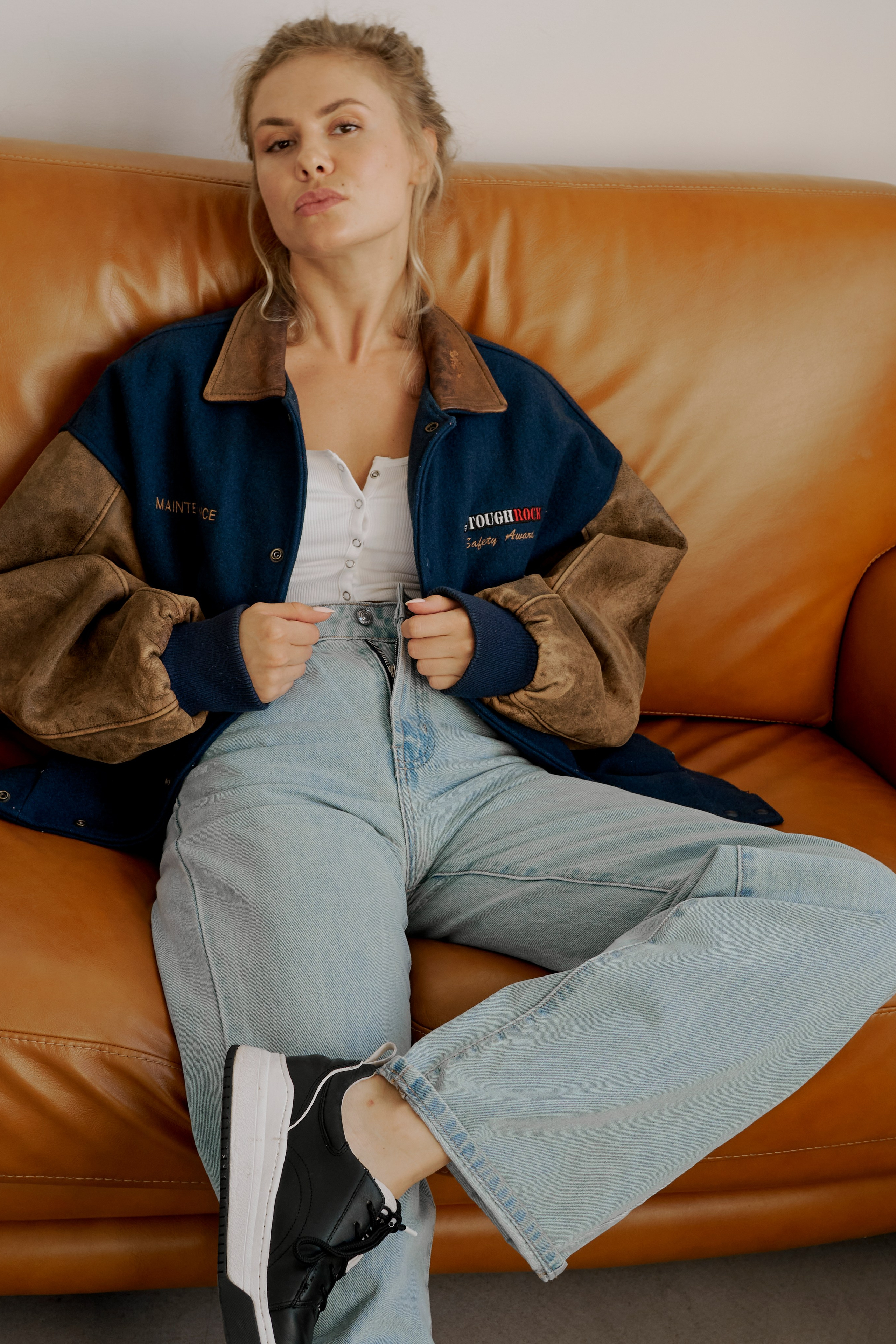 Модель для предметной съемки Ксения Ж Москва| Sale Easy