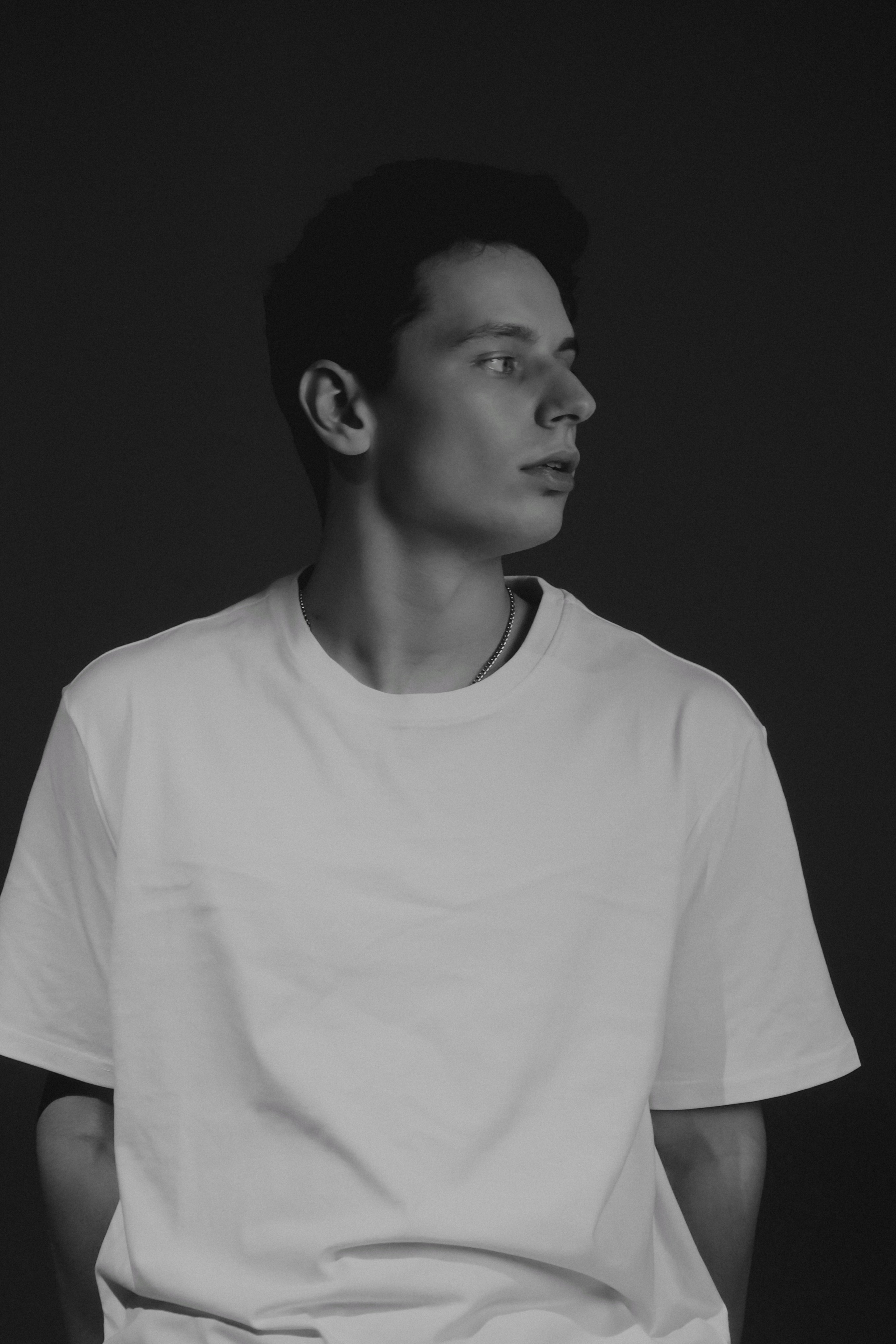 Модель для предметной съемки Александр О Казань| Sale Easy