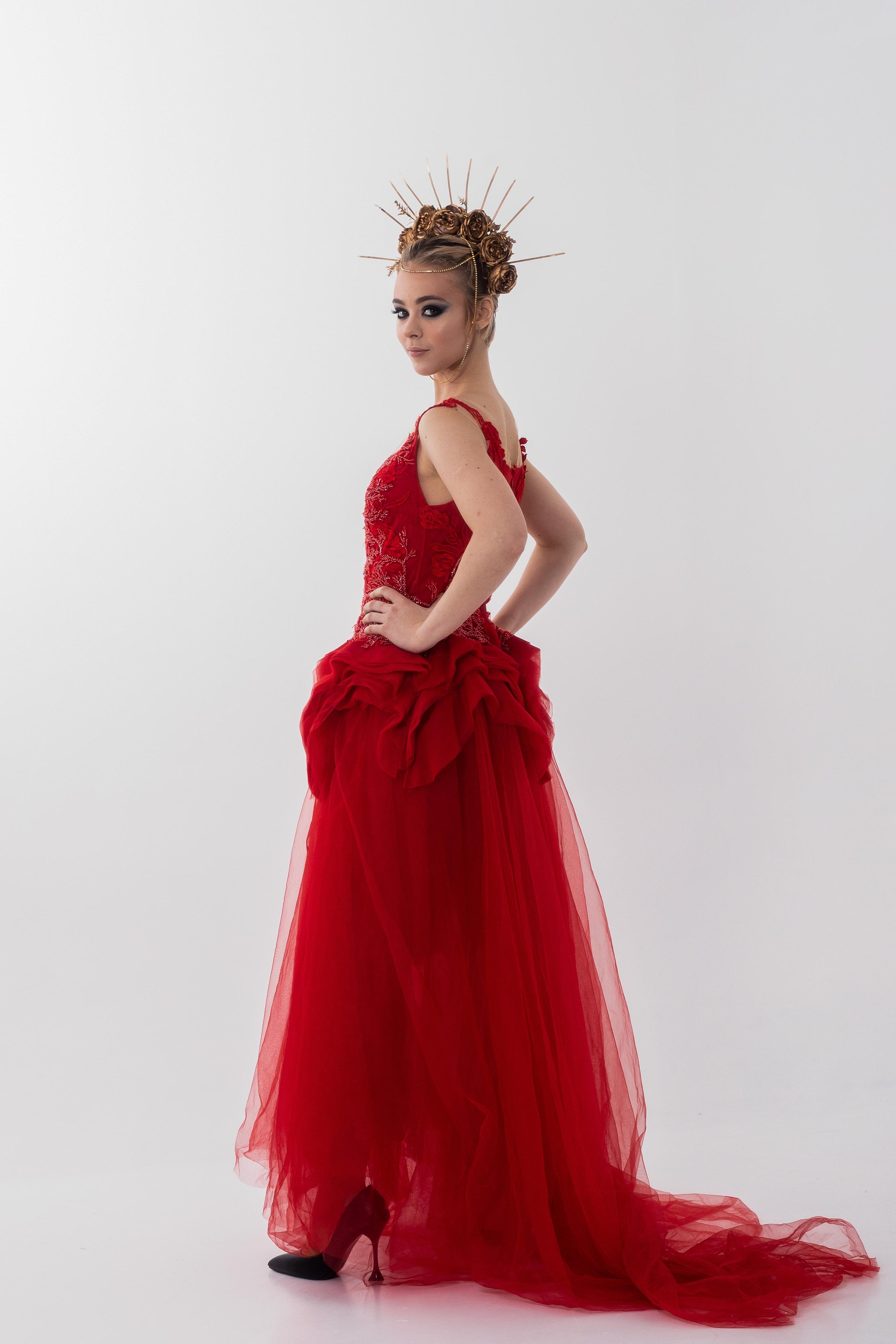 Модель для предметной съемки Валерия Б. Москва| Sale Easy