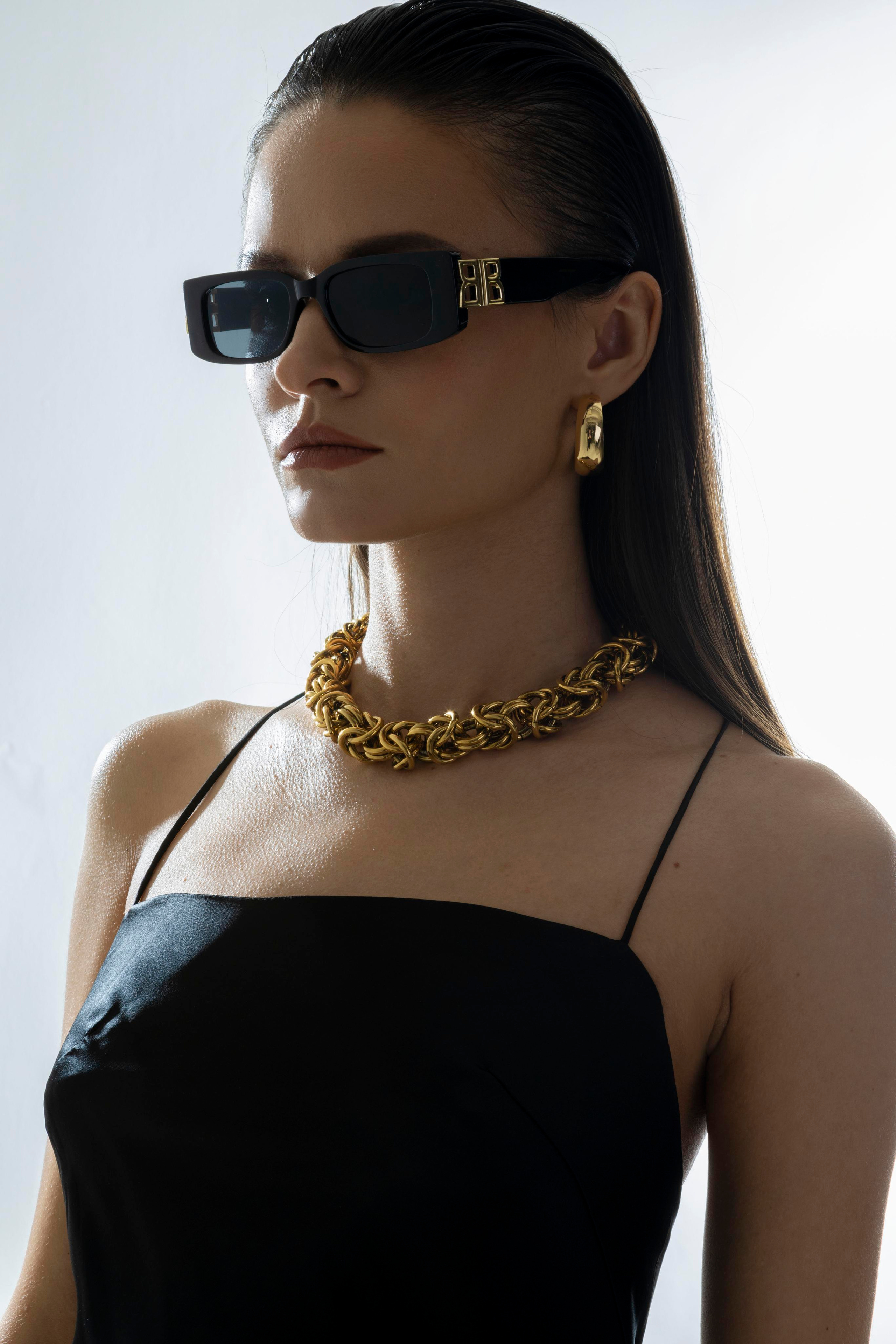 Модель для предметной съемки Анастасия Л. Москва| Sale Easy