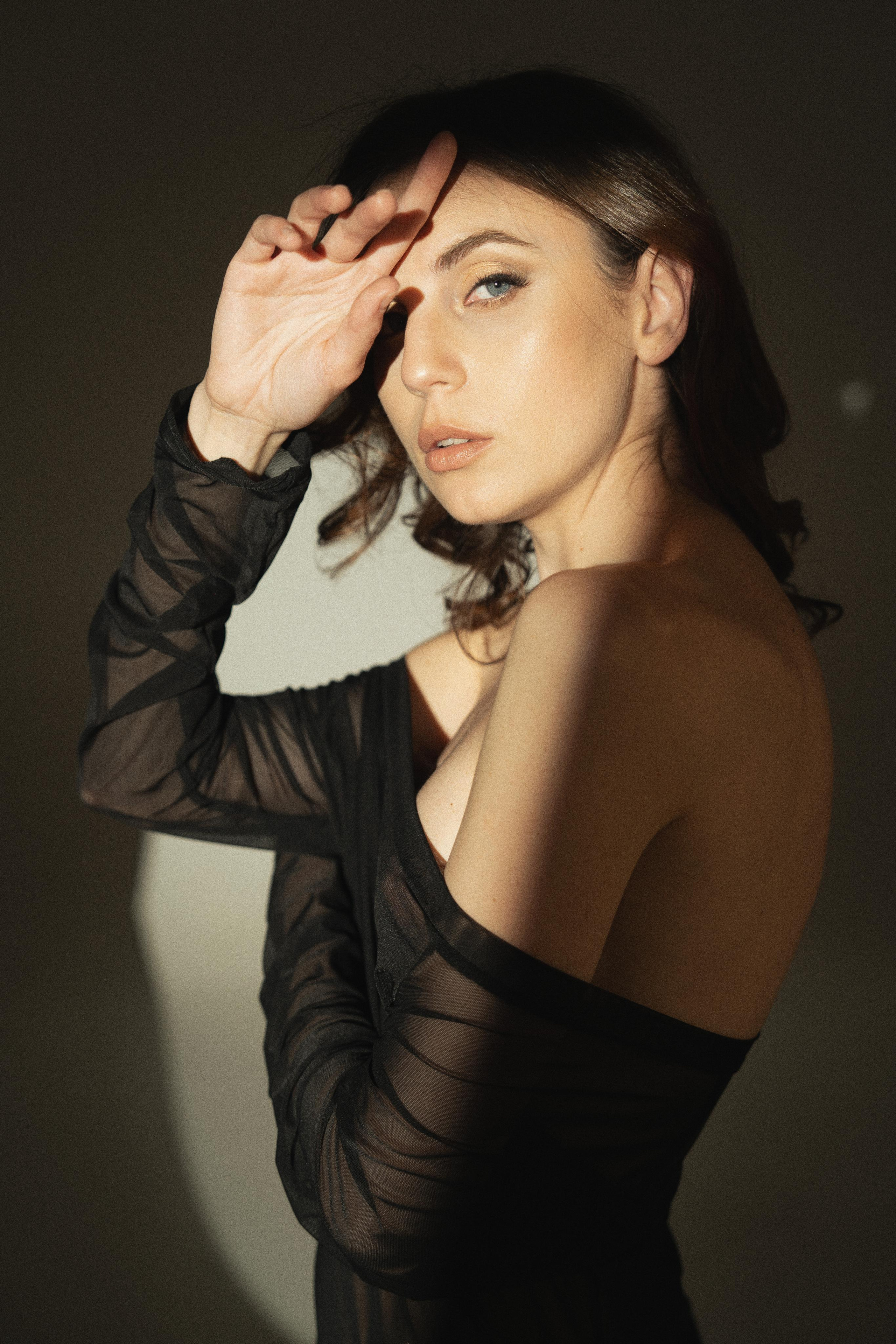 Модель для предметной съемки Евгения Б С-Петербург | Sale Easy